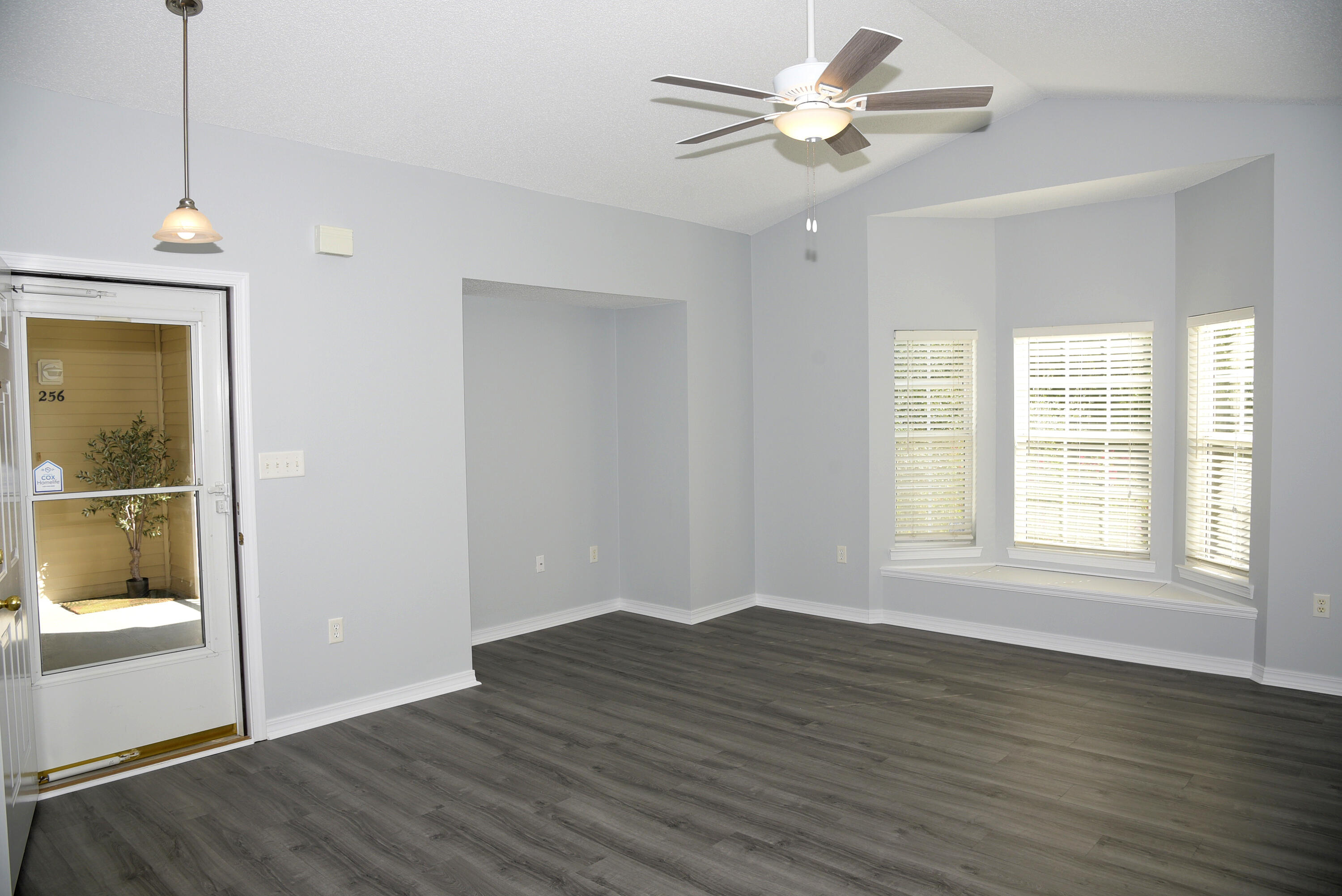 THE OAKS AT NICEVILLE PH II - Residential Lease