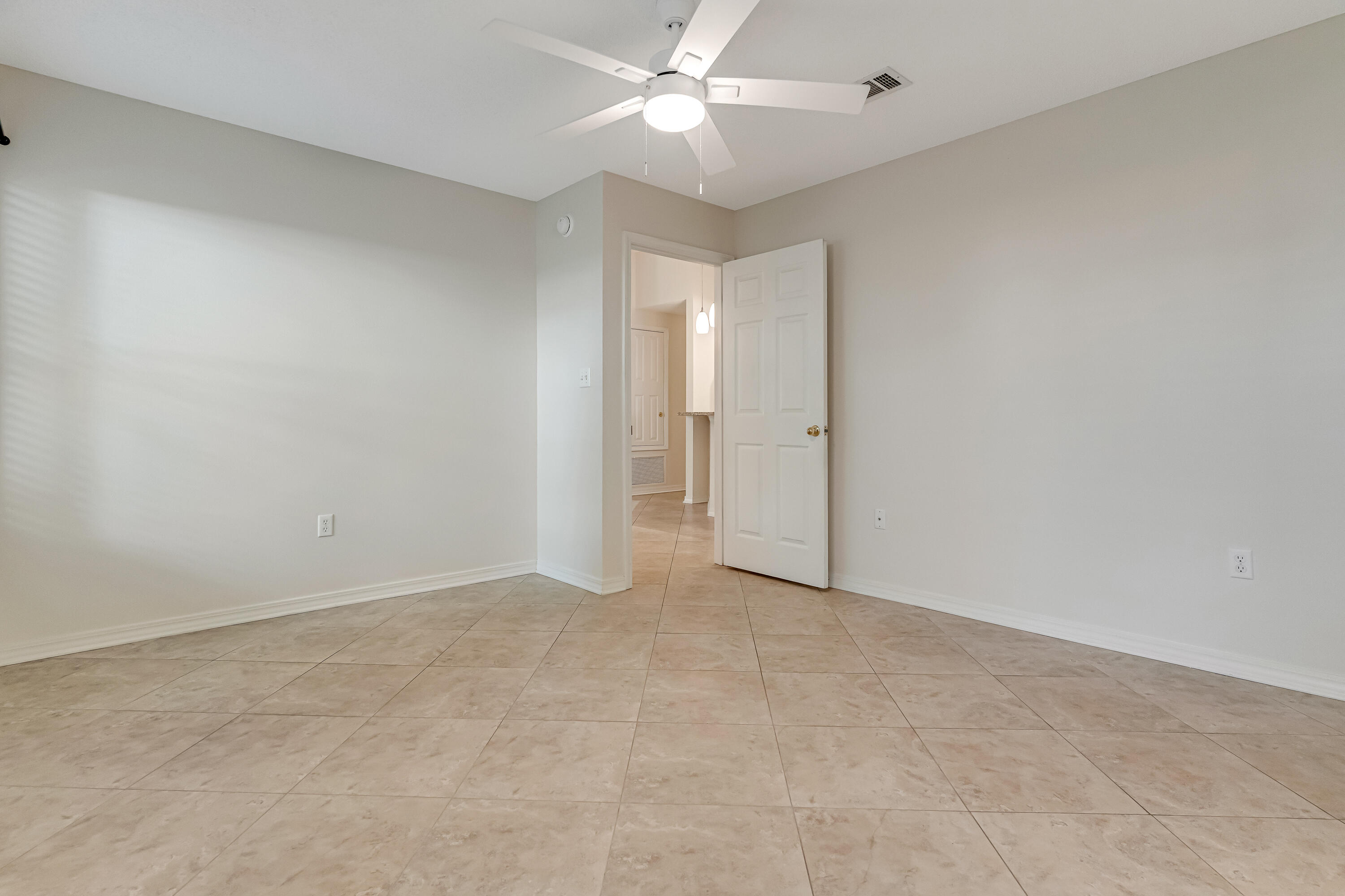MARAVILLA COTTAGES - Residential Lease