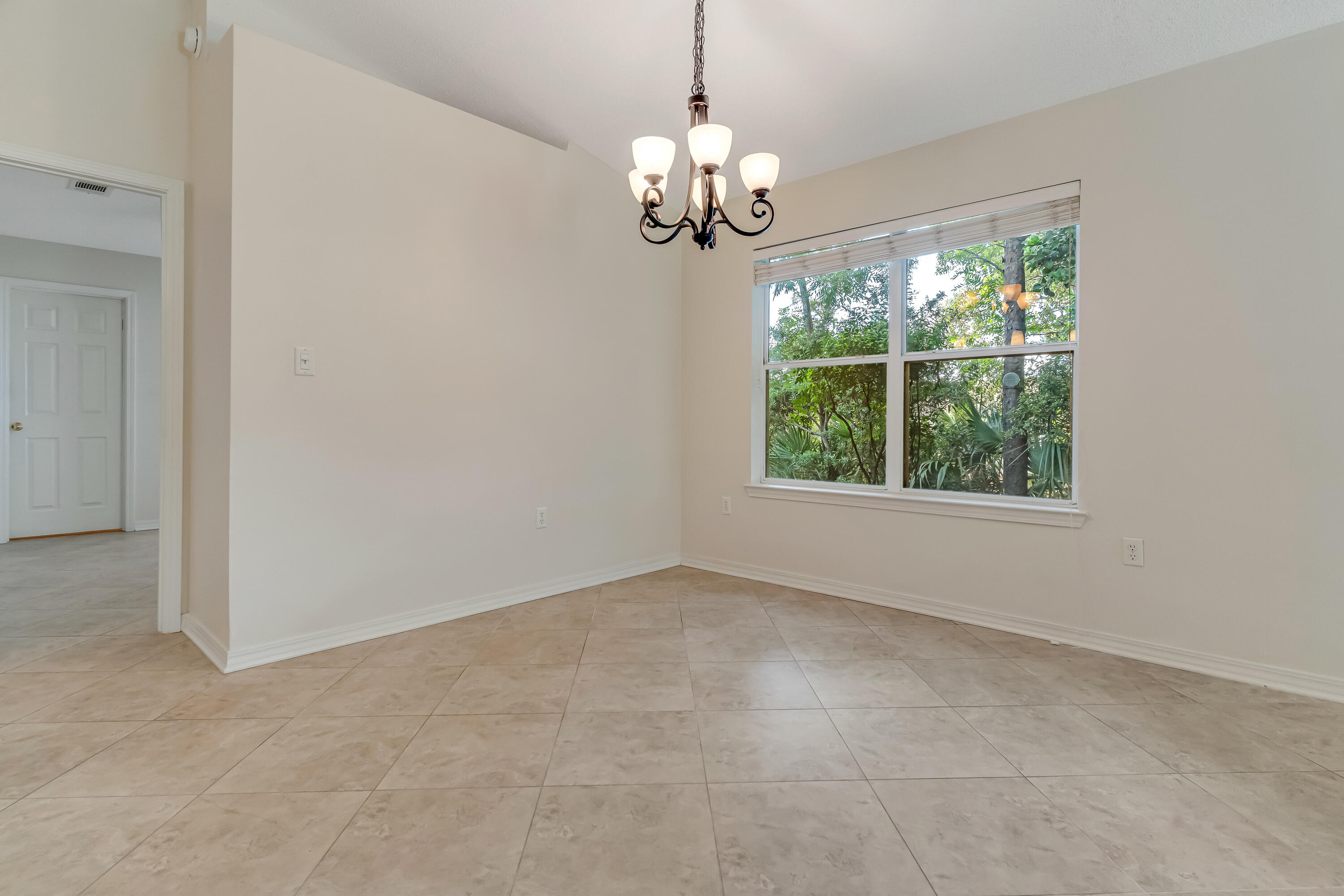 MARAVILLA COTTAGES - Residential Lease
