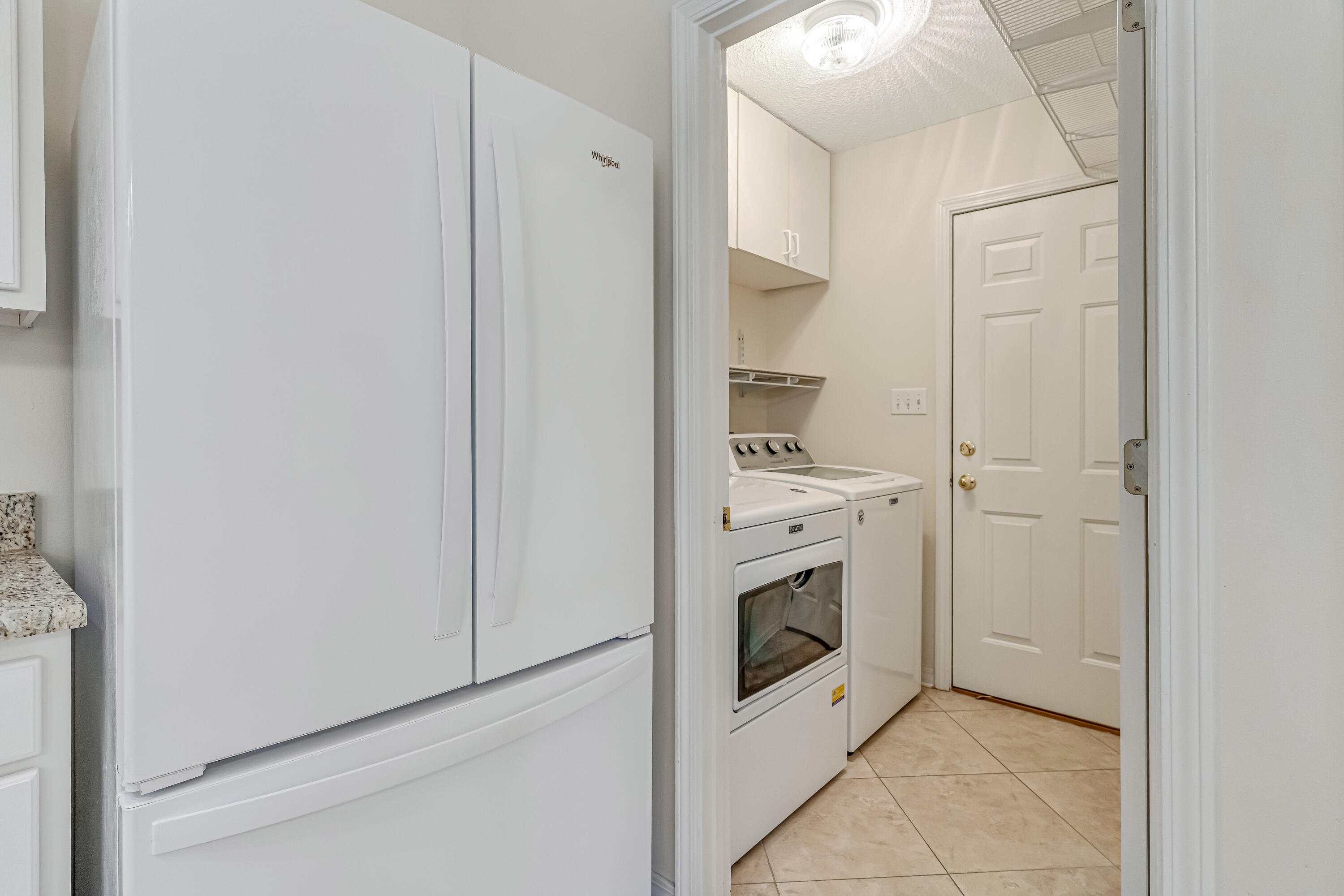 MARAVILLA COTTAGES - Residential Lease