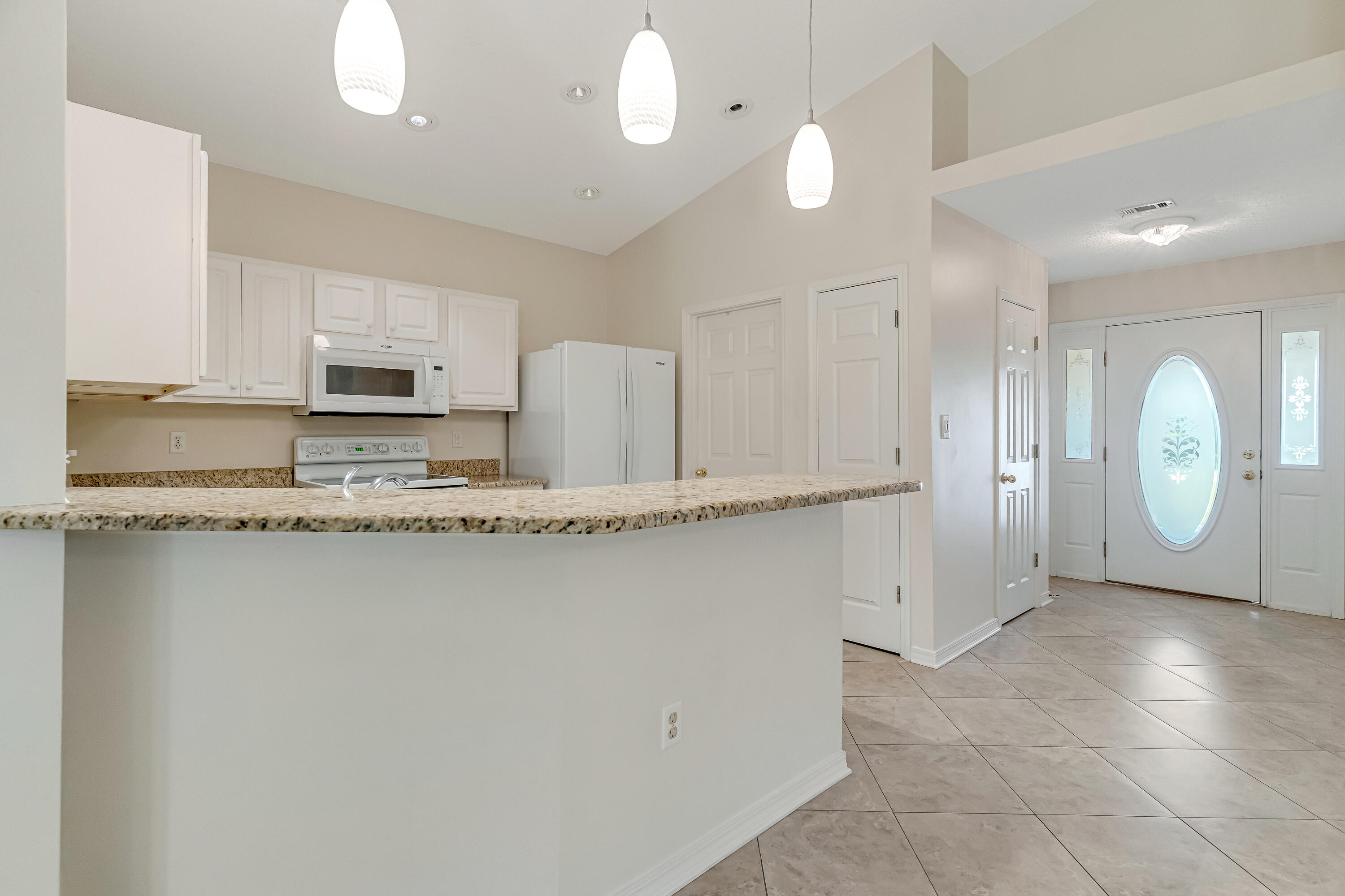 MARAVILLA COTTAGES - Residential Lease