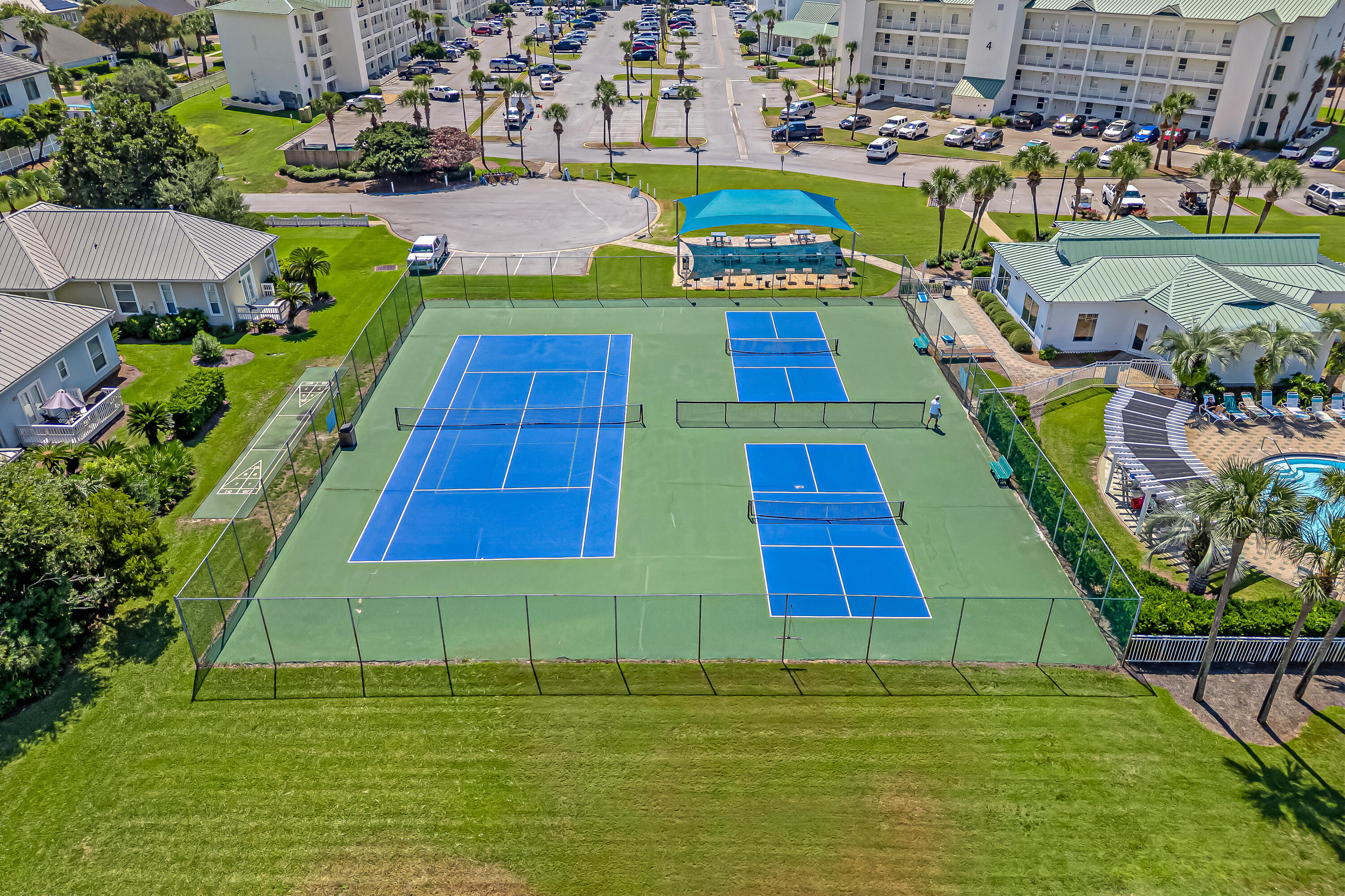 MARAVILLA COTTAGES - Residential Lease