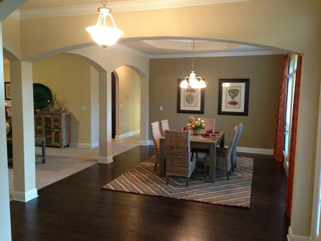 BROWNSTONE MANOR - Residential