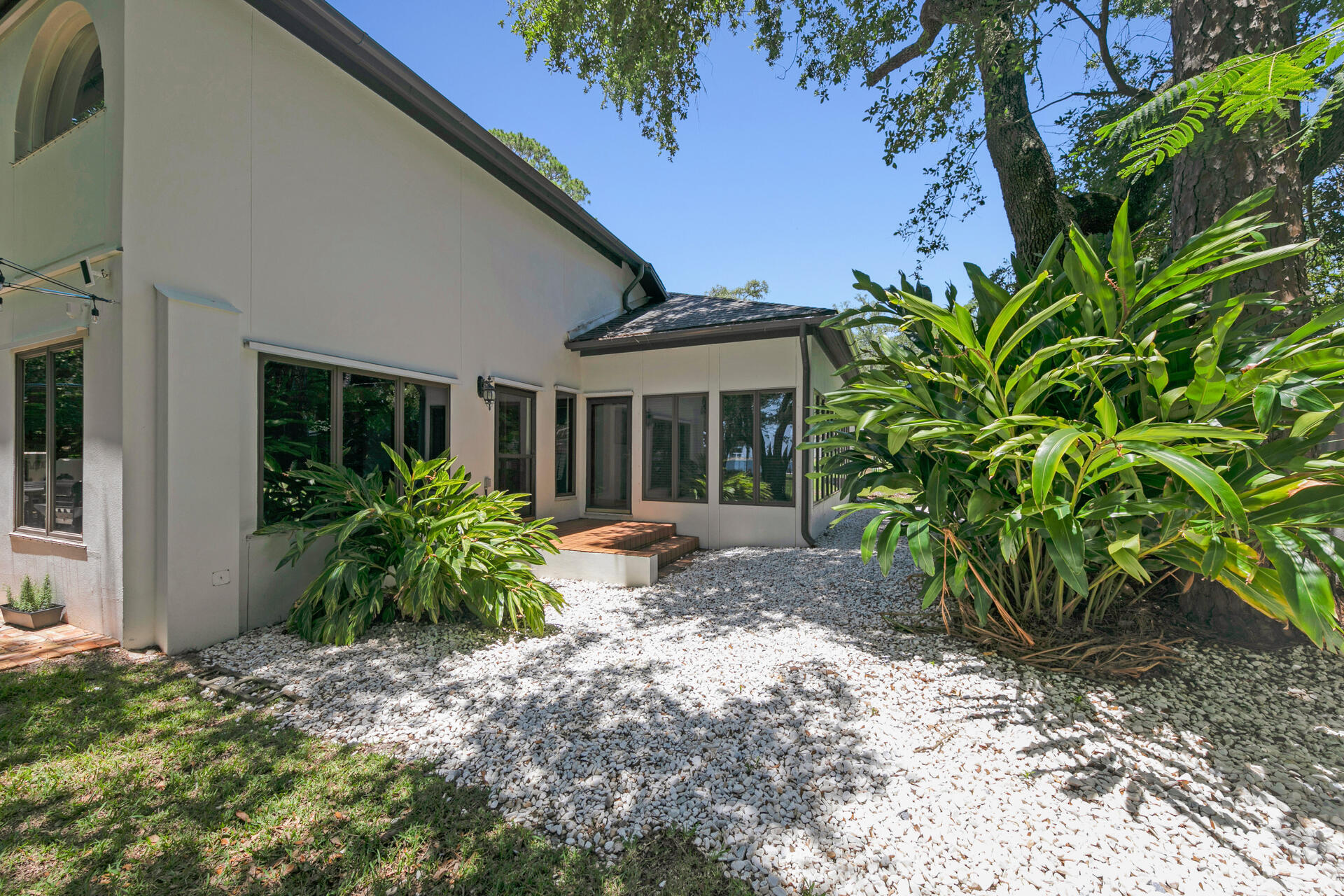 FWB&MRY ESTHR WATER - Residential