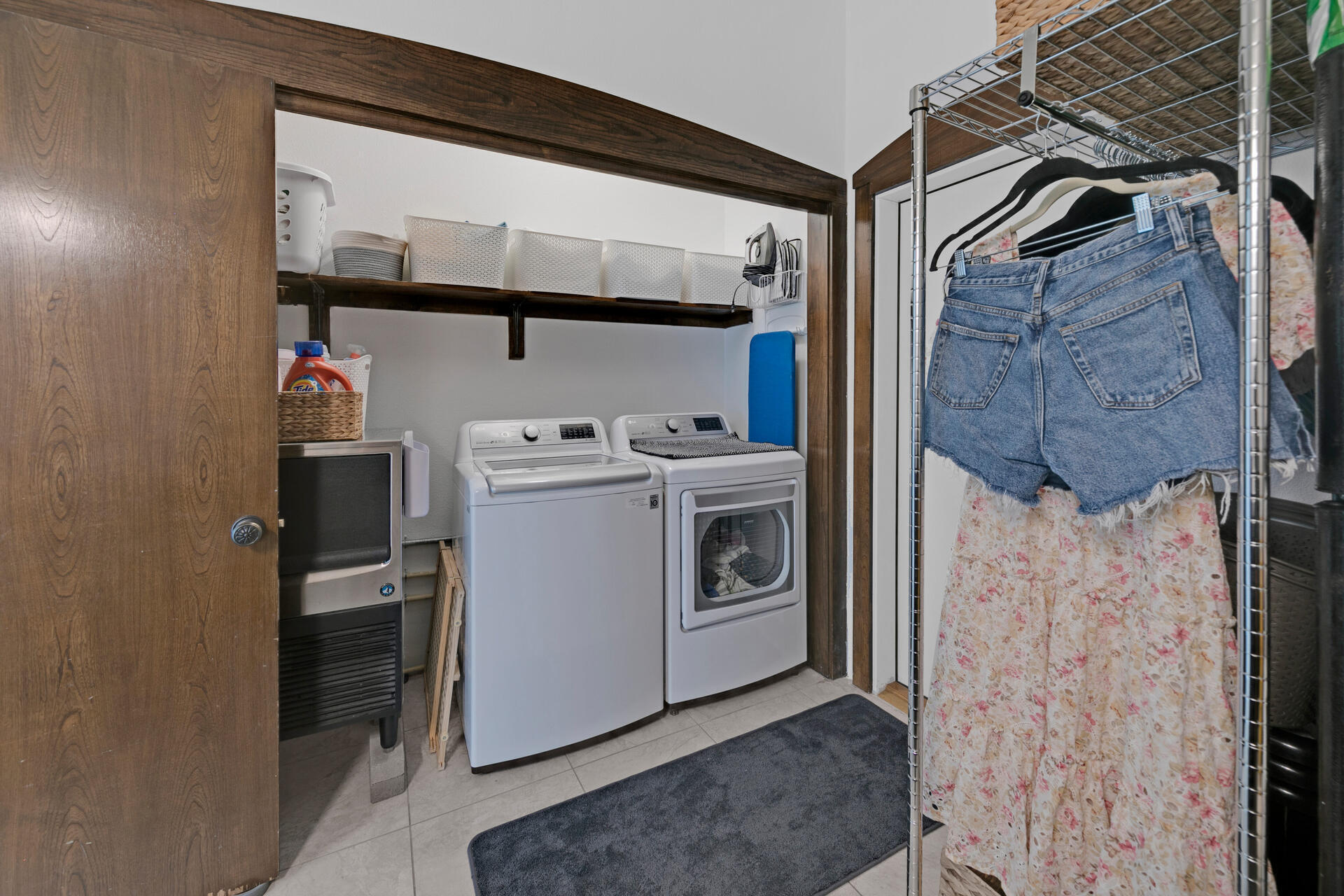 FWB&MRY ESTHR WATER - Residential