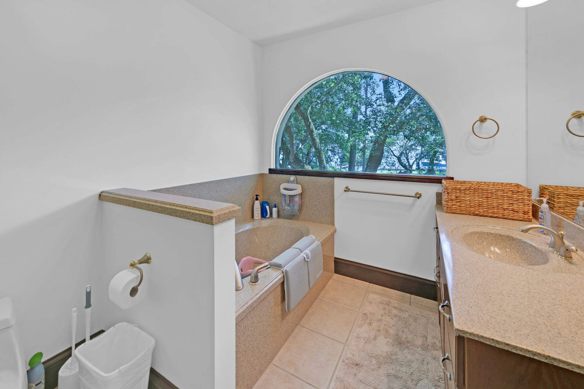 FWB&MRY ESTHR WATER - Residential