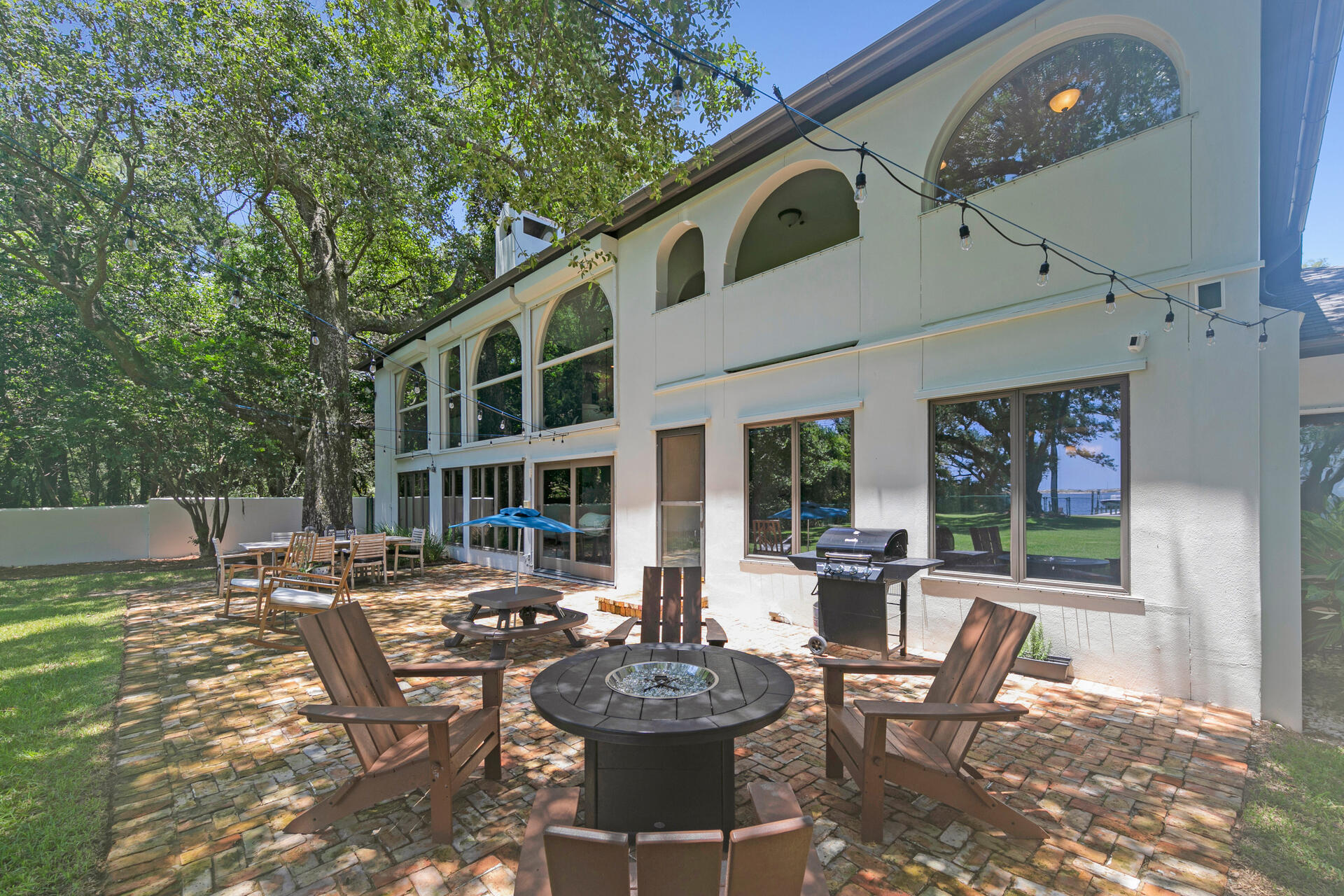 FWB&MRY ESTHR WATER - Residential
