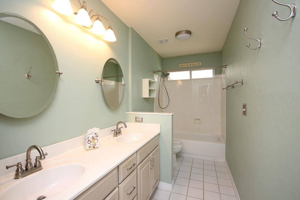 ROCKY BAYOU ESTATES 11A - Residential