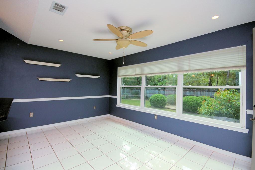 ROCKY BAYOU ESTATES 11A - Residential