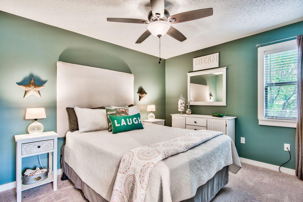 BEACHWOOD VILLAS CONDO - Residential