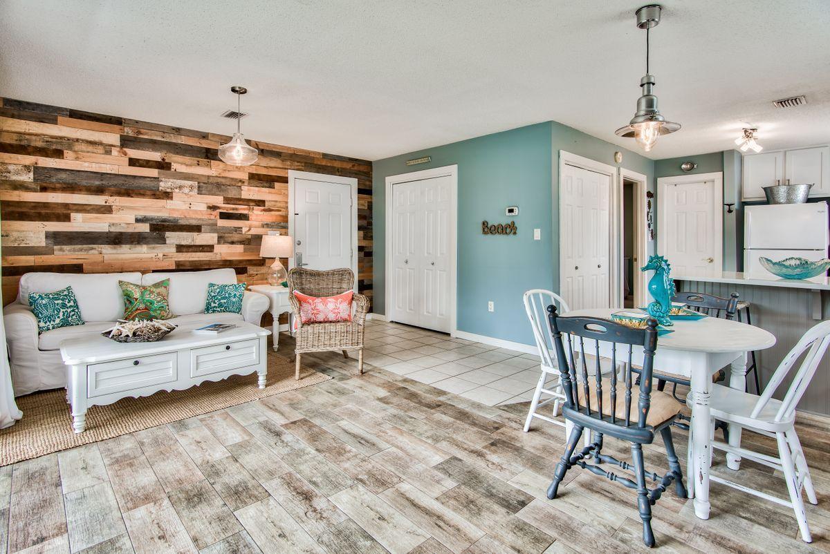 BEACHWOOD VILLAS CONDO - Residential