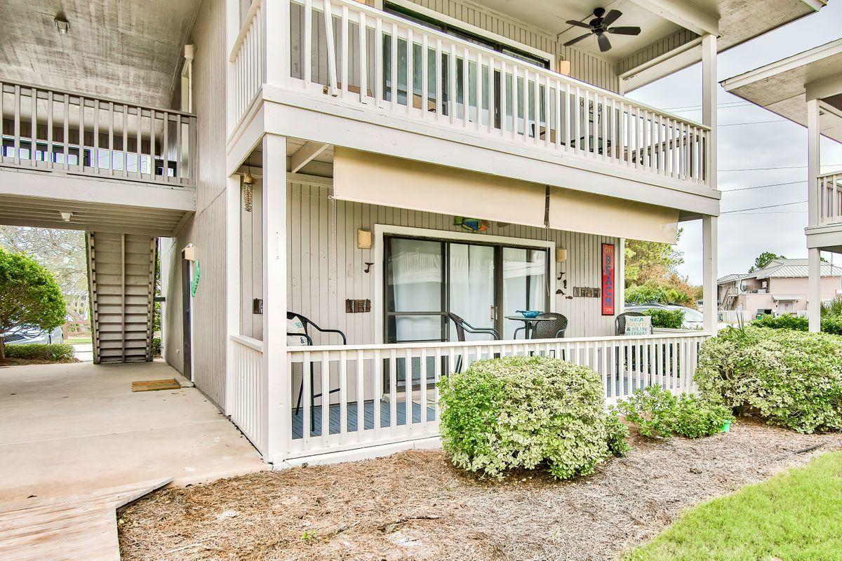 BEACHWOOD VILLAS CONDO - Residential