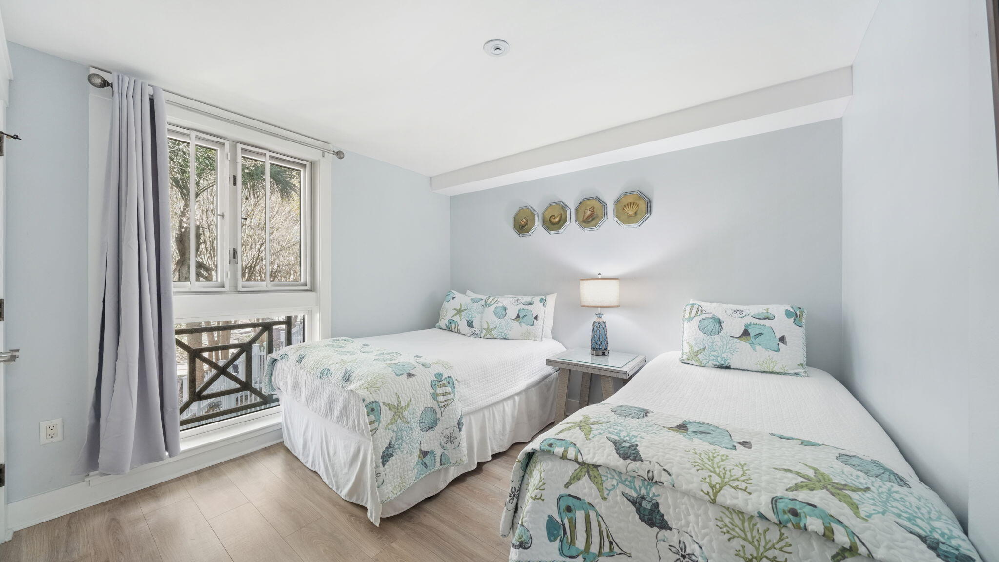 OBSERVATION POINT - Residential