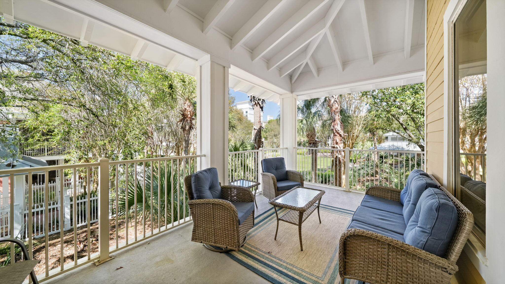 OBSERVATION POINT - Residential