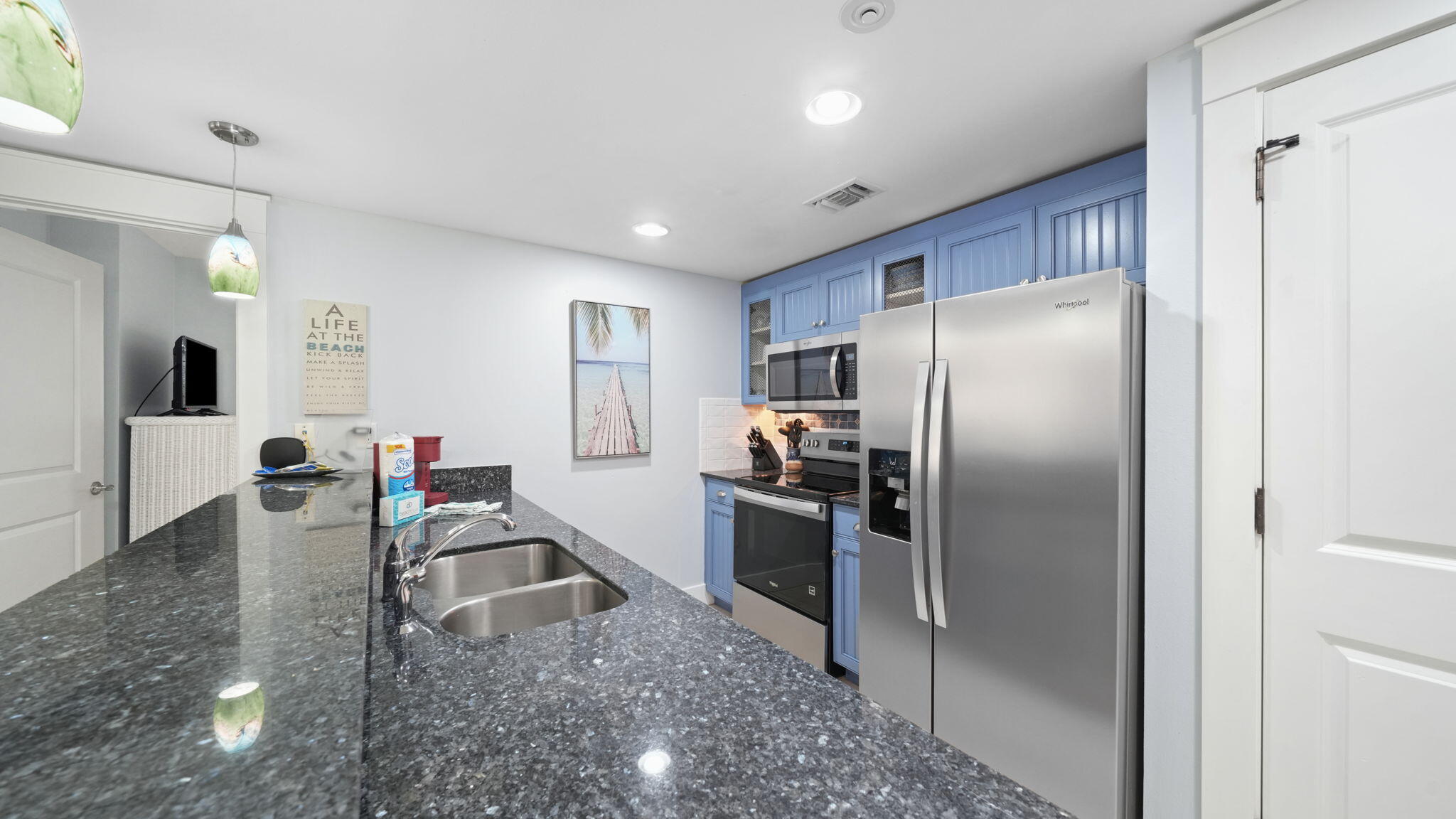 OBSERVATION POINT - Residential