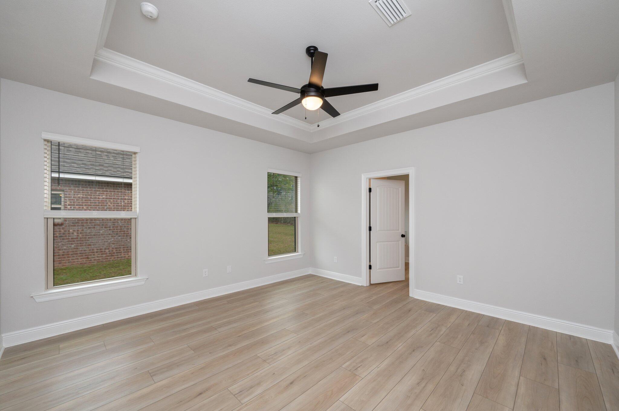 YOUNG OAKS - Residential