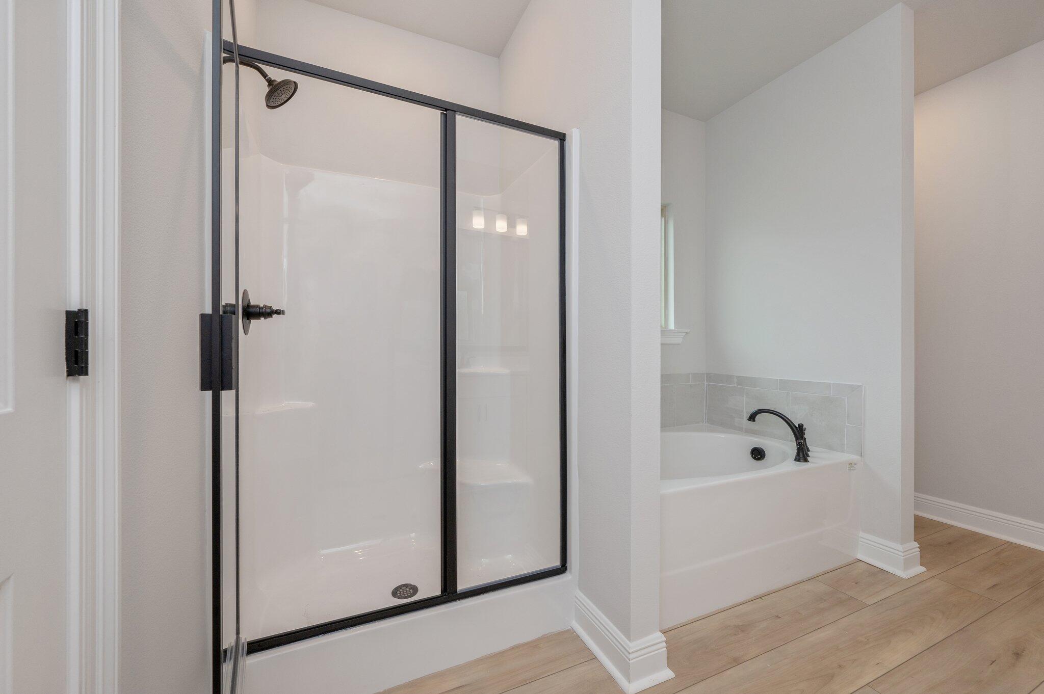 YOUNG OAKS - Residential