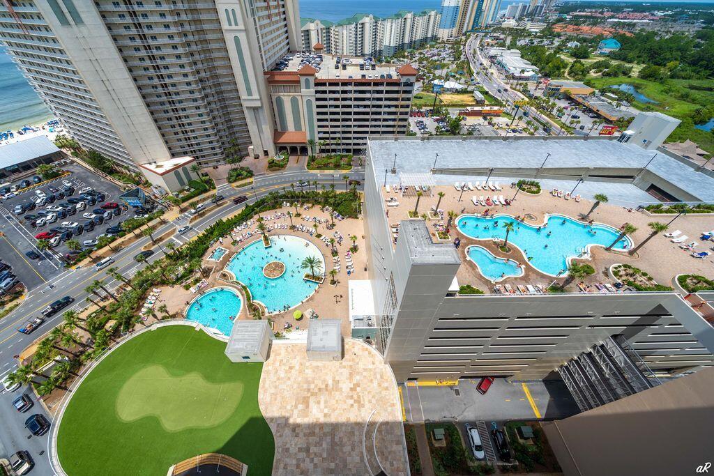 LAKETOWN WHARF BUILDING II - Residential