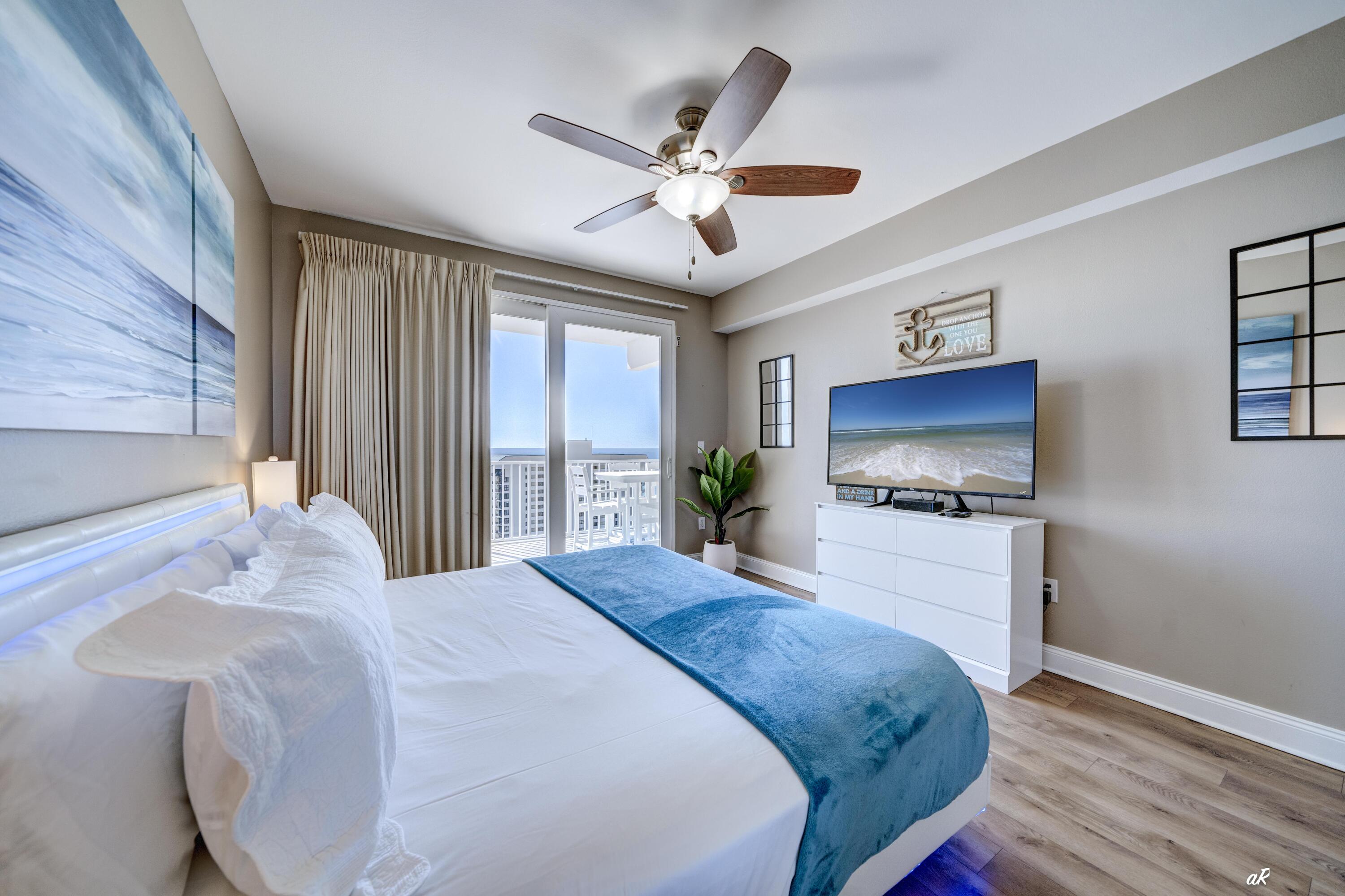 LAKETOWN WHARF BUILDING II - Residential