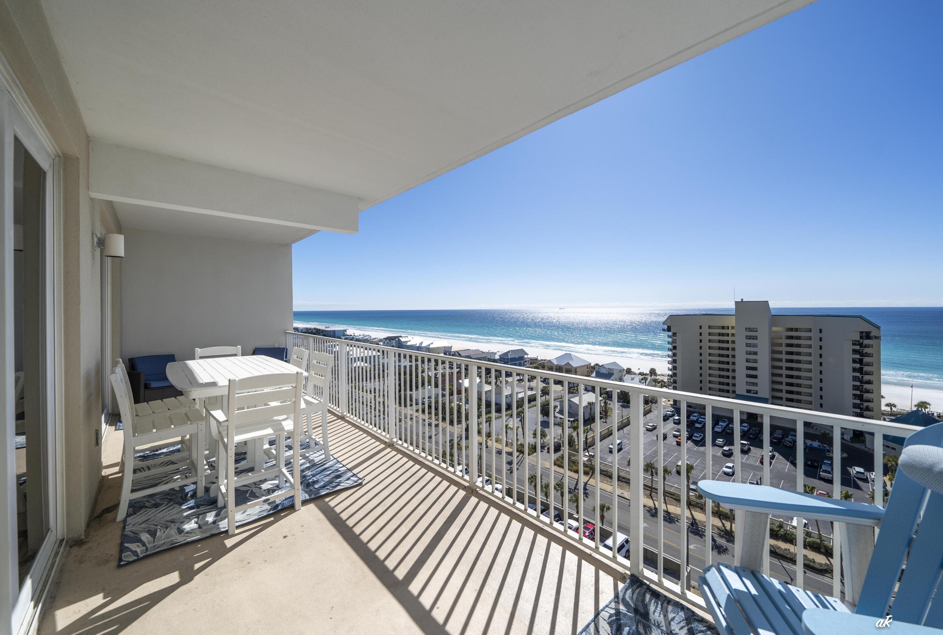 LAKETOWN WHARF BUILDING II - Residential