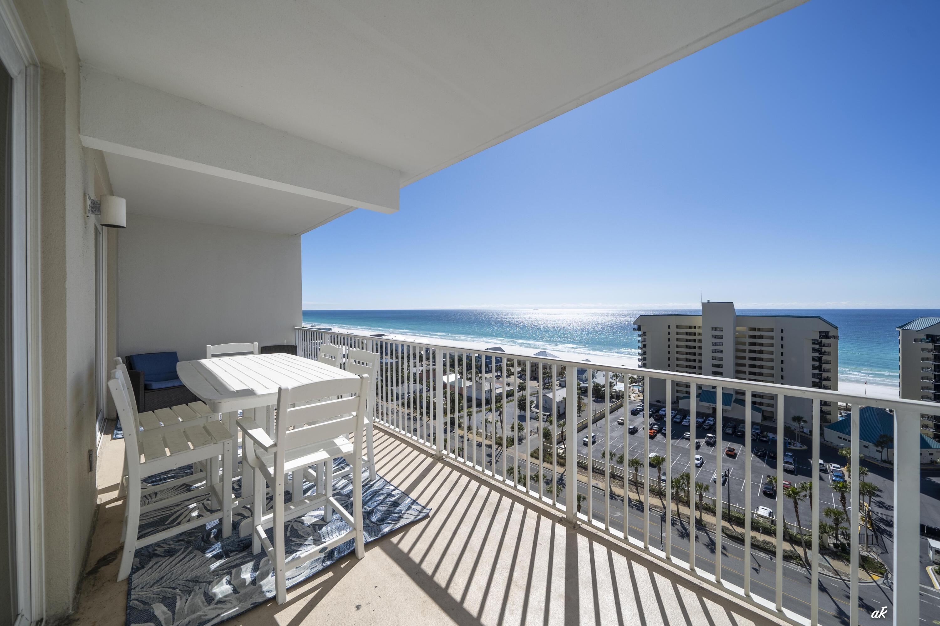 LAKETOWN WHARF BUILDING II - Residential