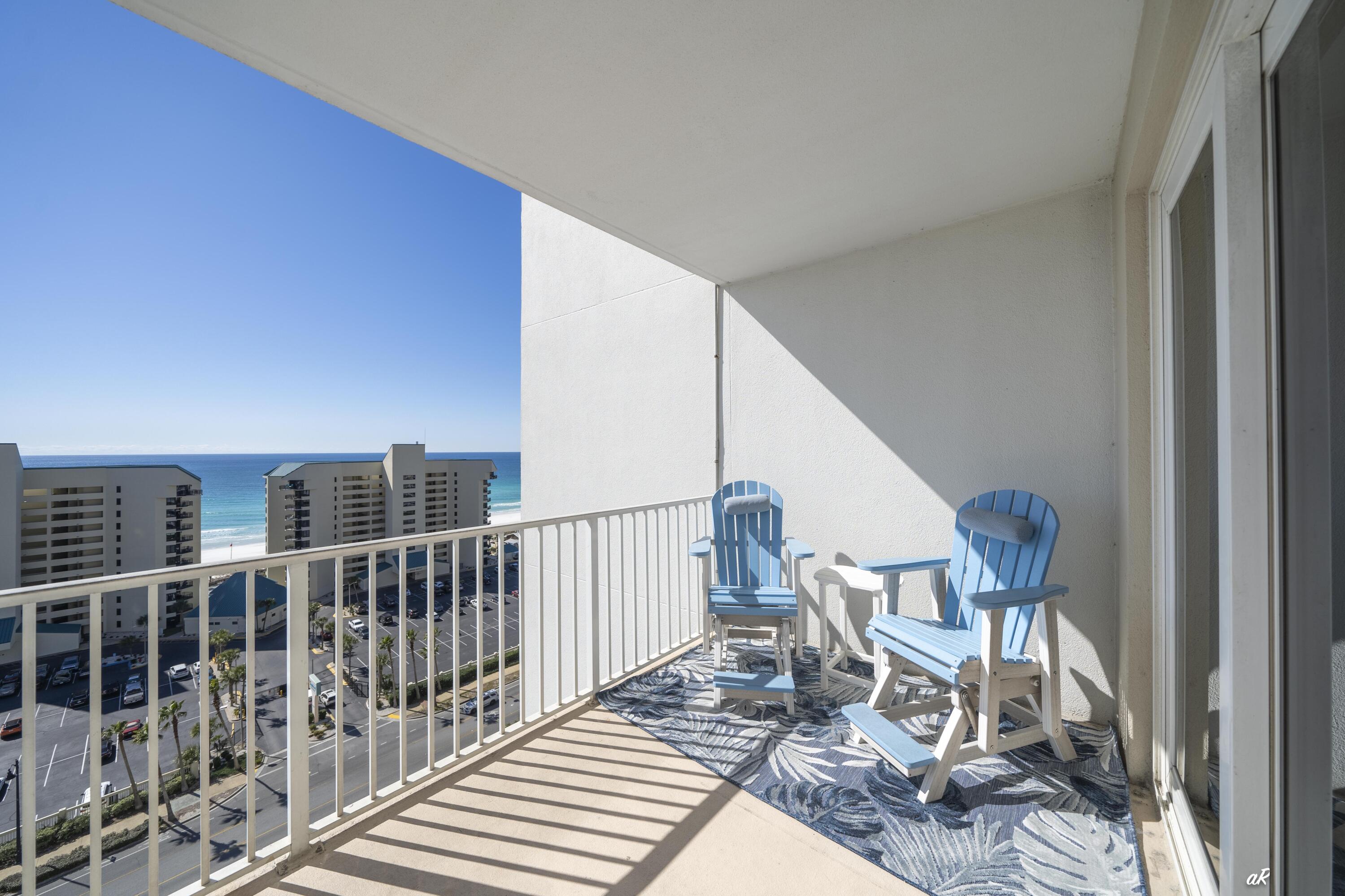 LAKETOWN WHARF BUILDING II - Residential