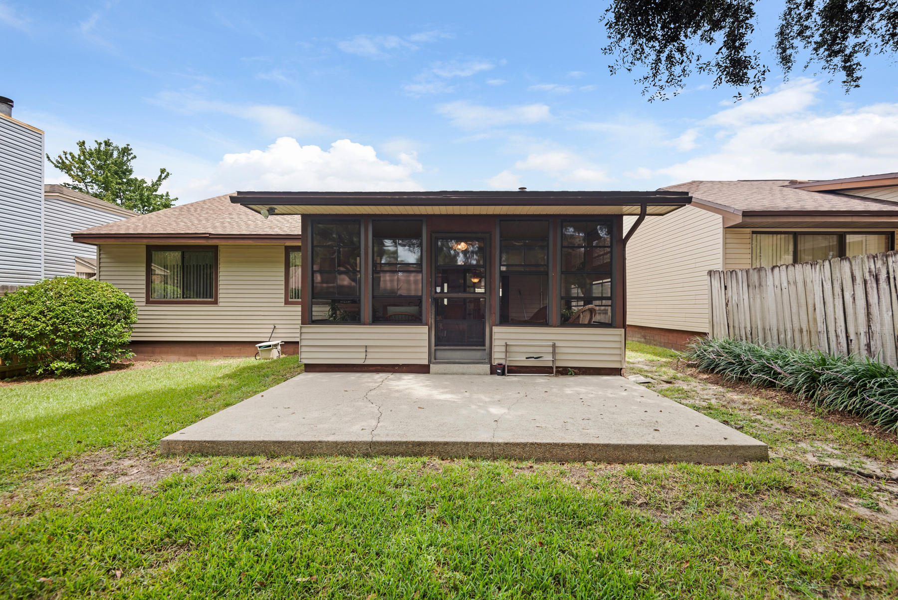 CEDAR RIDGE - Residential