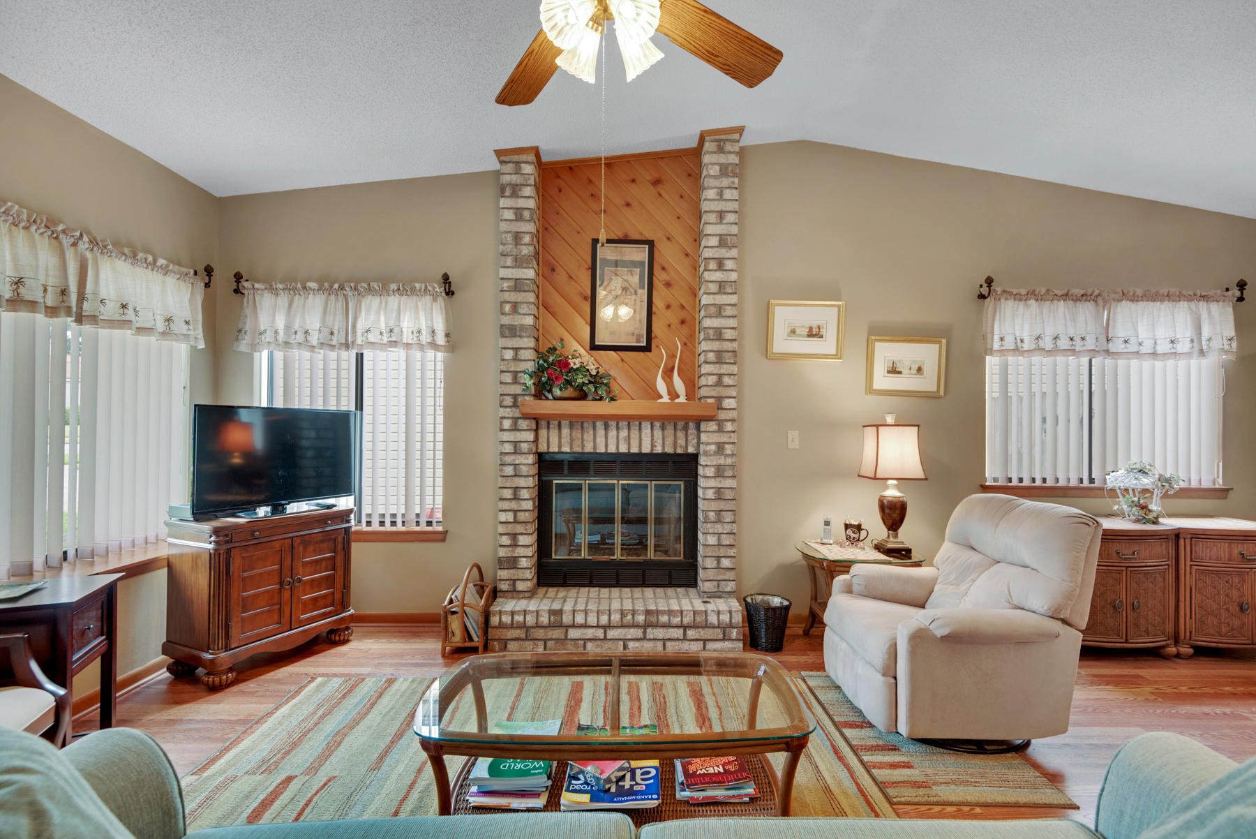 CEDAR RIDGE - Residential