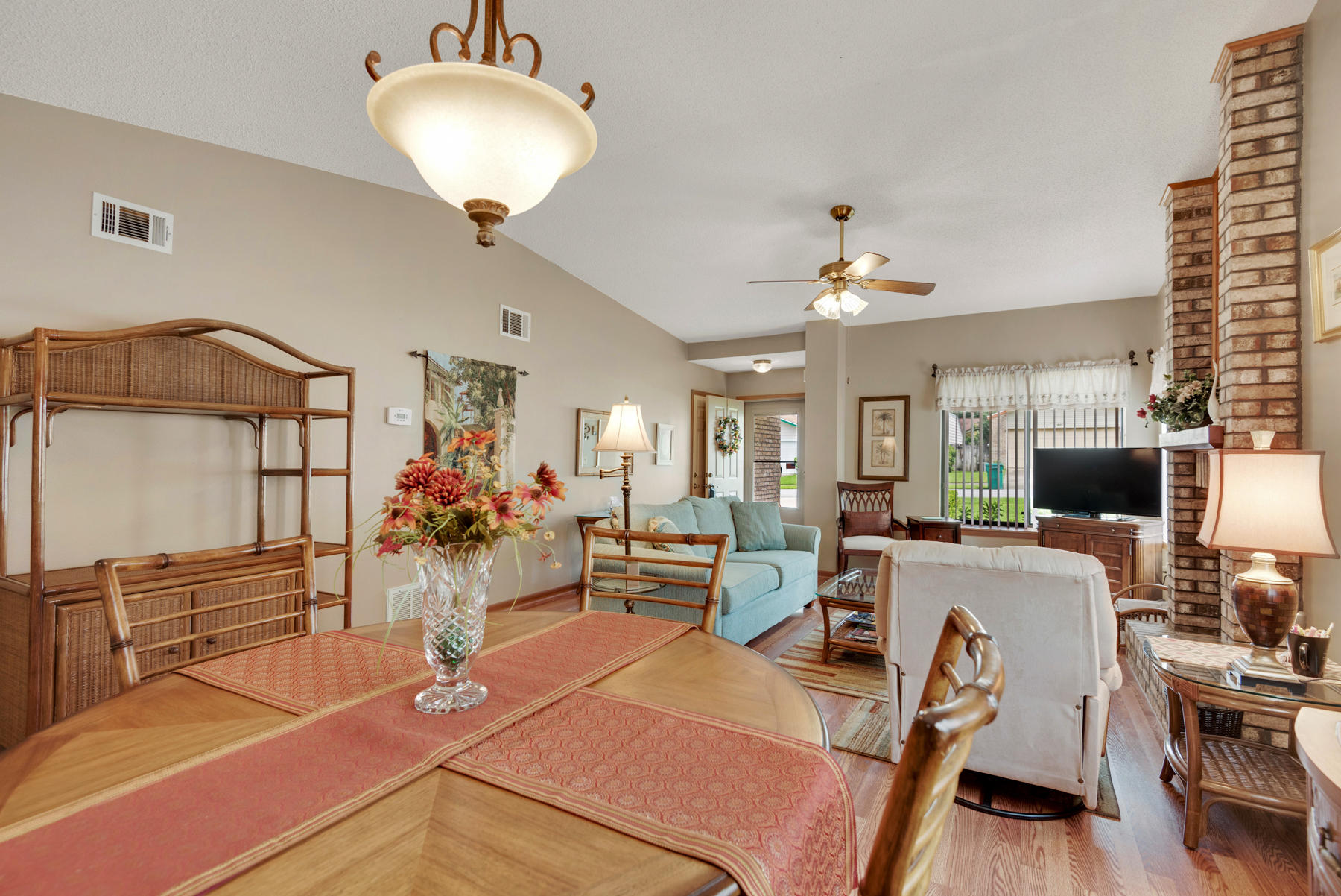 CEDAR RIDGE - Residential