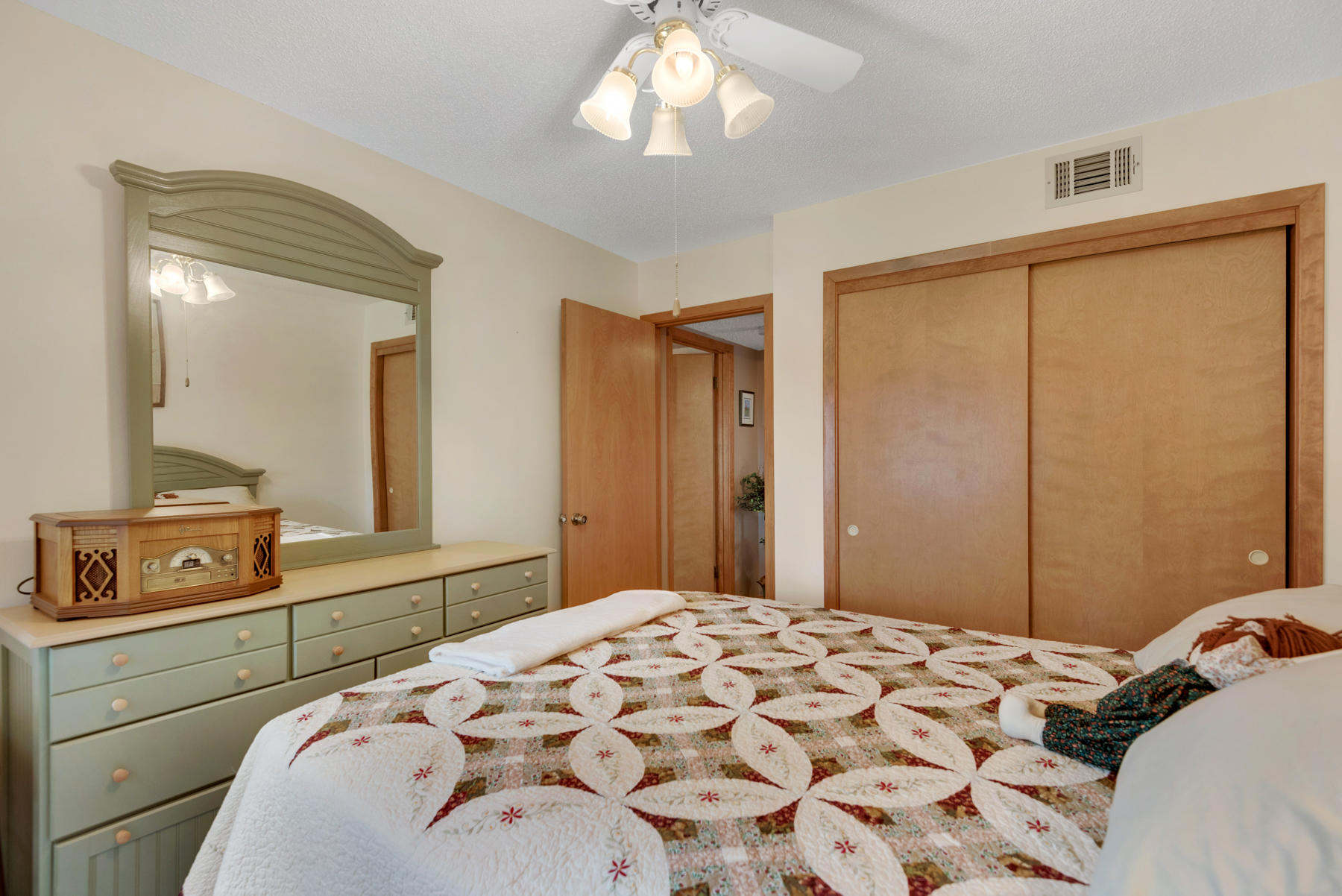 CEDAR RIDGE - Residential