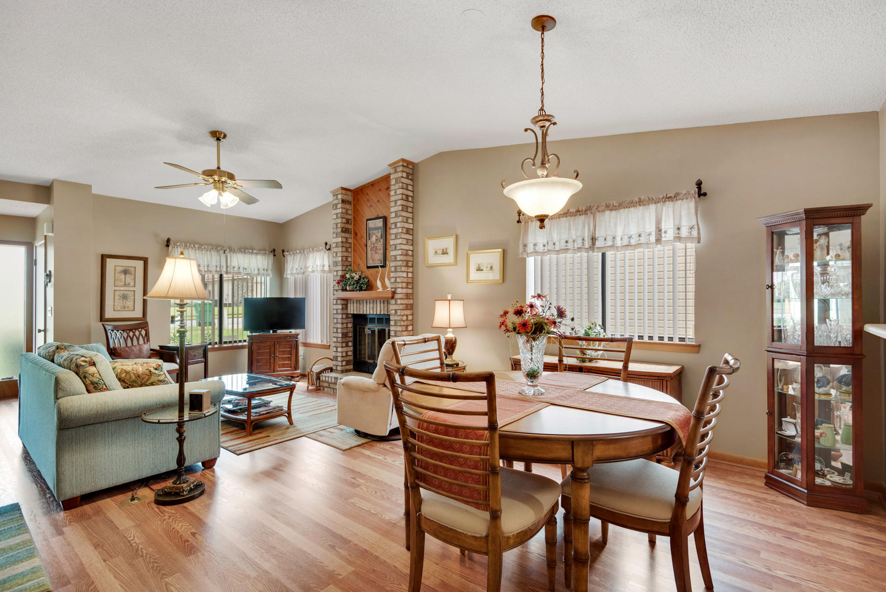 CEDAR RIDGE - Residential