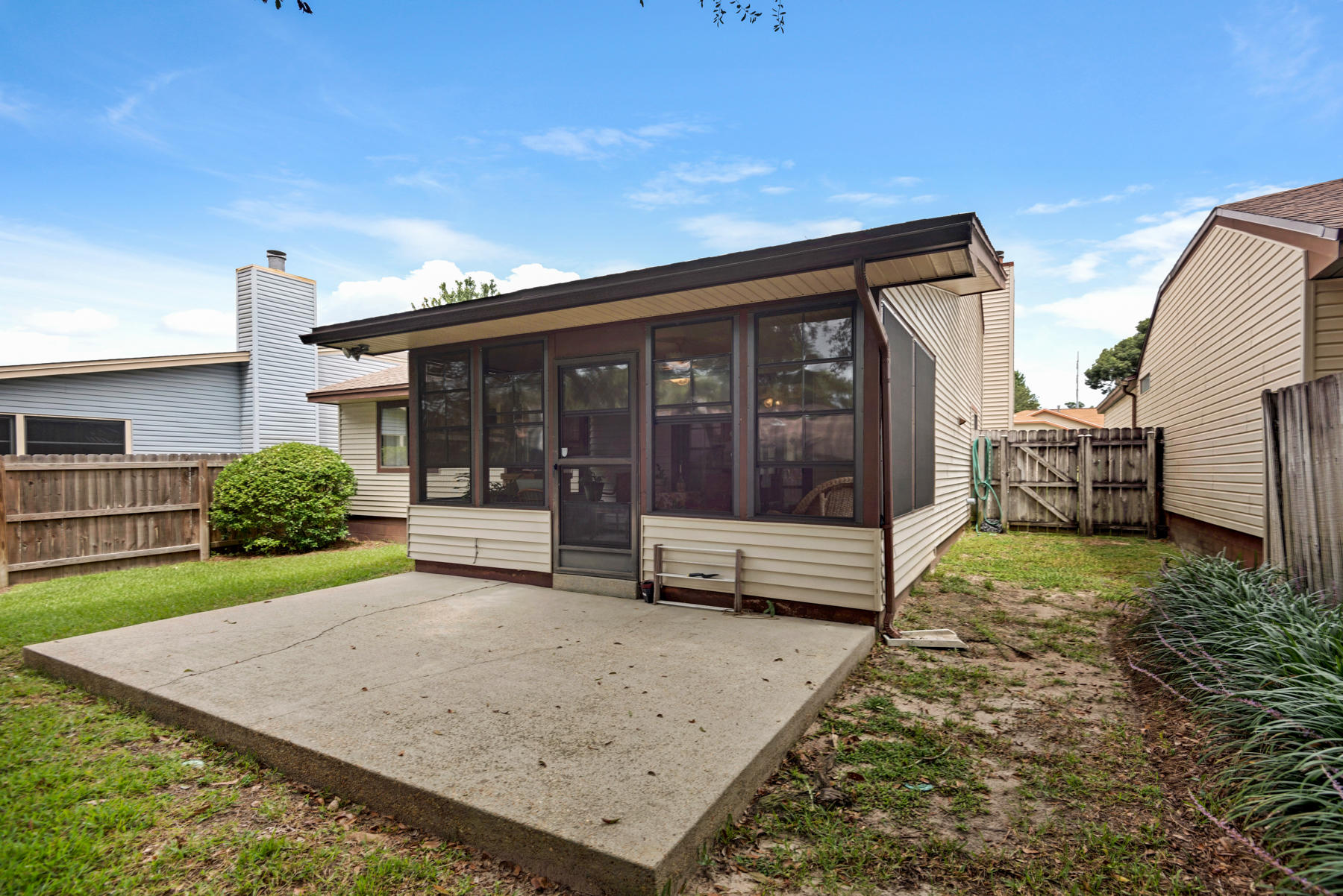 CEDAR RIDGE - Residential