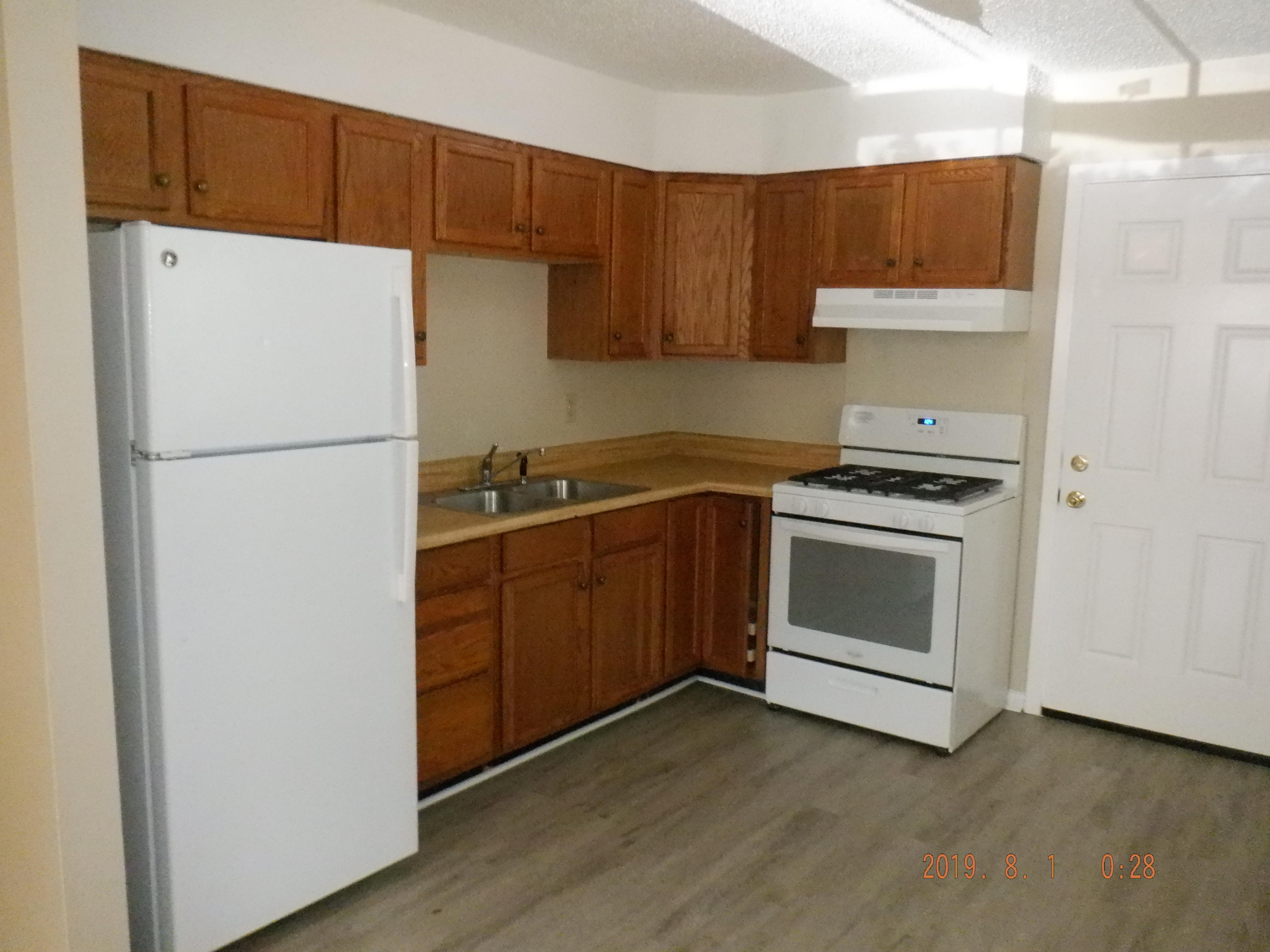 METES & BOUNDS - Residential Lease