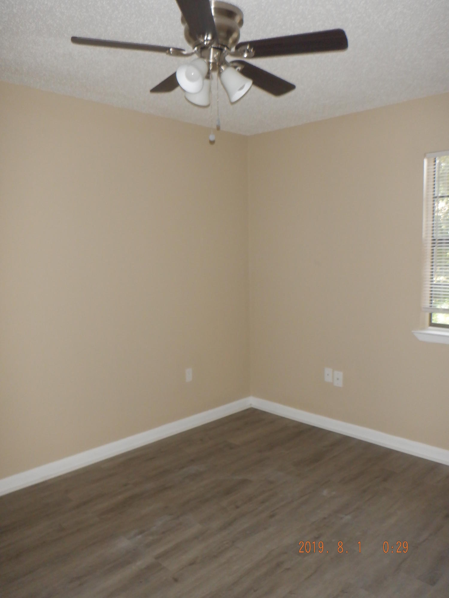 METES & BOUNDS - Residential Lease