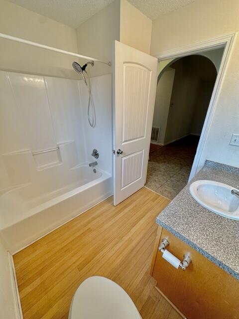 NAVARRE S/D 2ND ADDN - Residential Lease