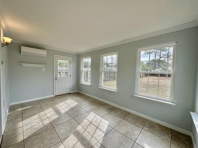 NAVARRE S/D 2ND ADDN - Residential Lease