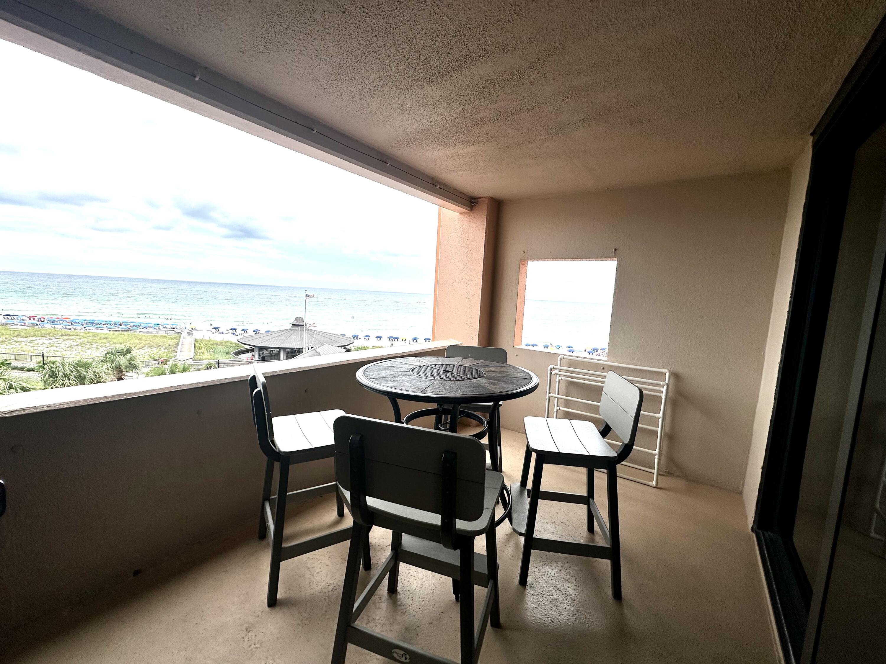 Jetty East Condominium - Residential