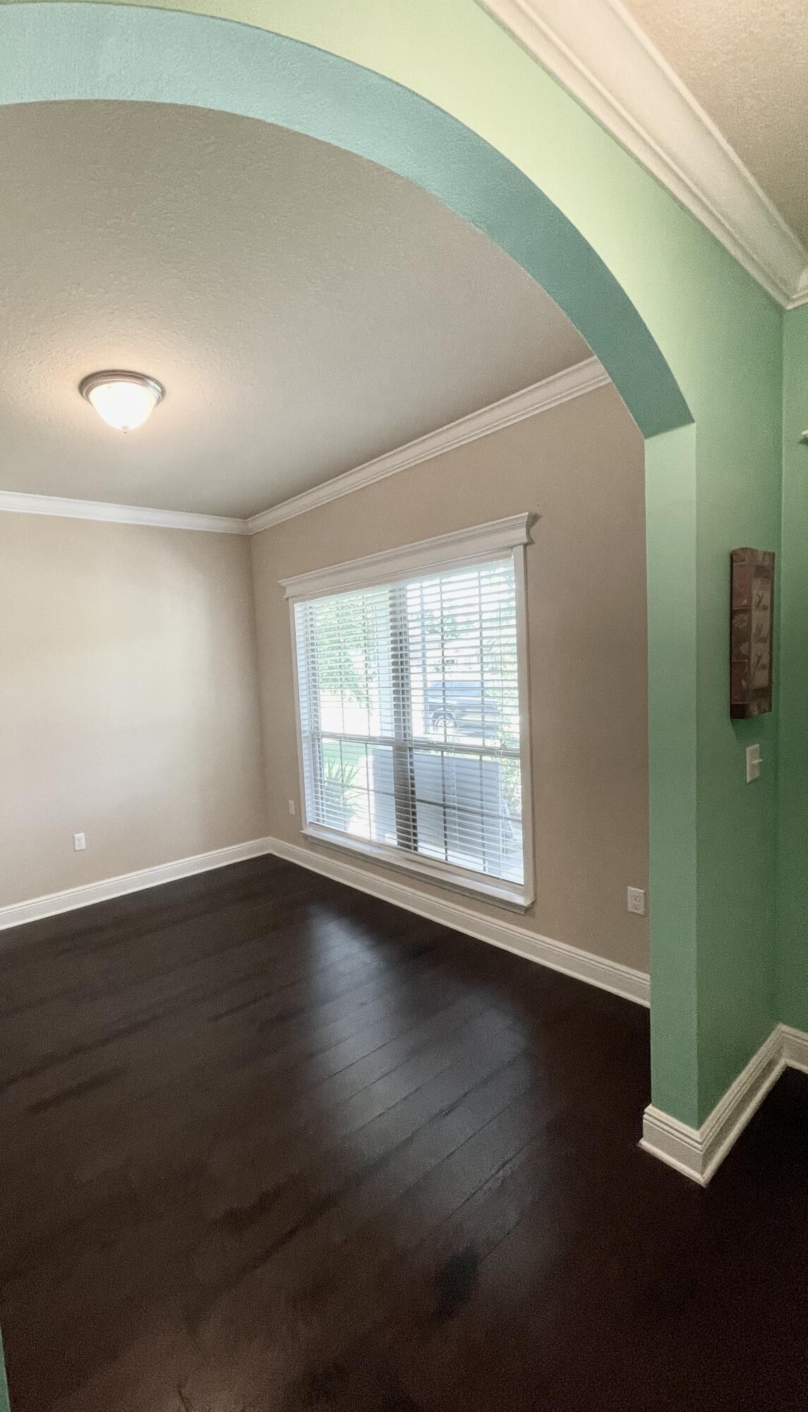 WHISPERING LAKES ESTATES - Residential