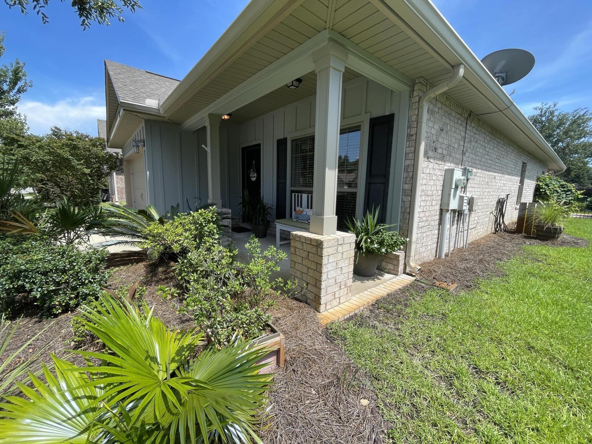 WHISPERING LAKES ESTATES - Residential