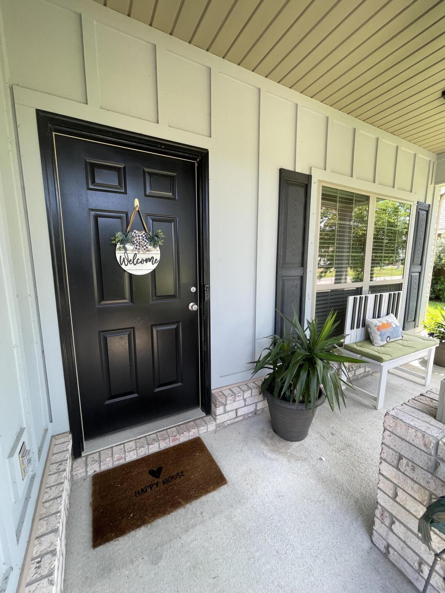 WHISPERING LAKES ESTATES - Residential