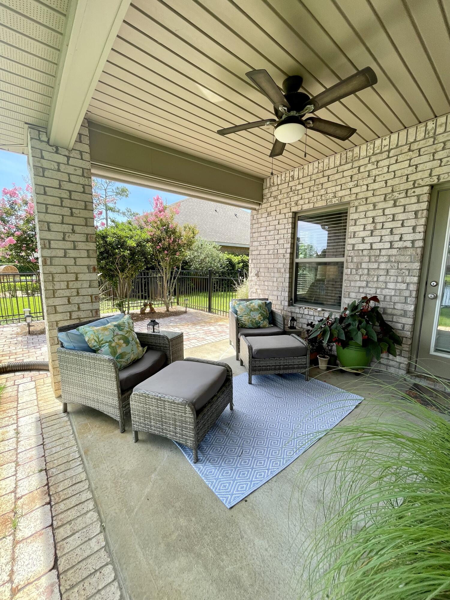 WHISPERING LAKES ESTATES - Residential