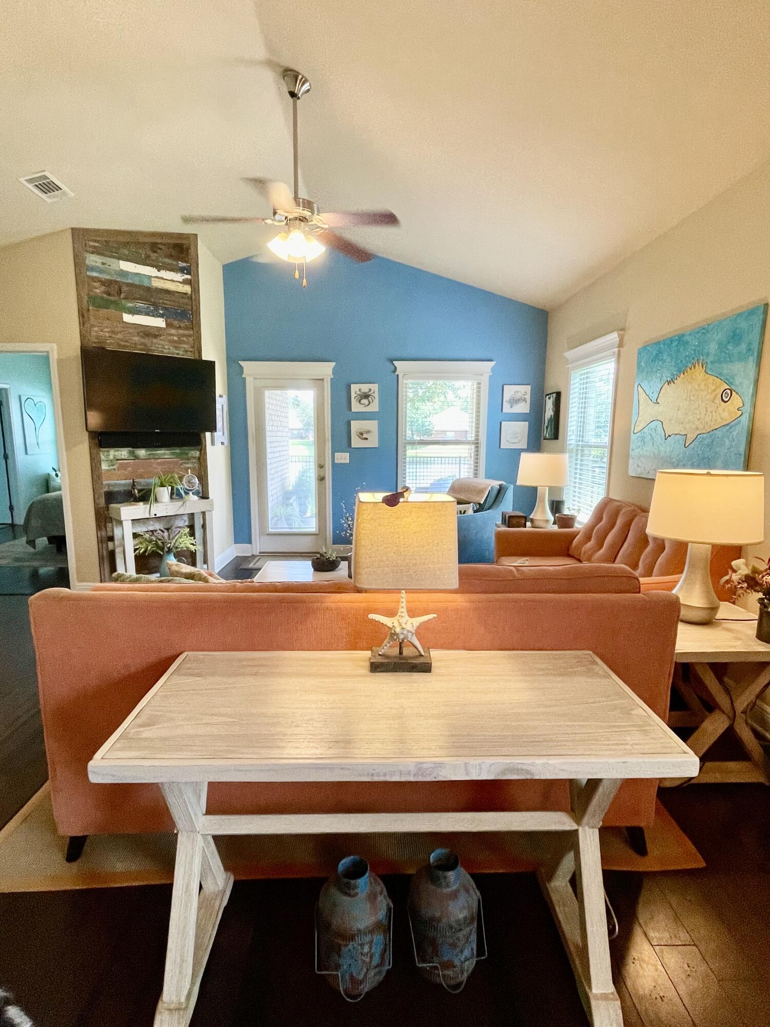 WHISPERING LAKES ESTATES - Residential