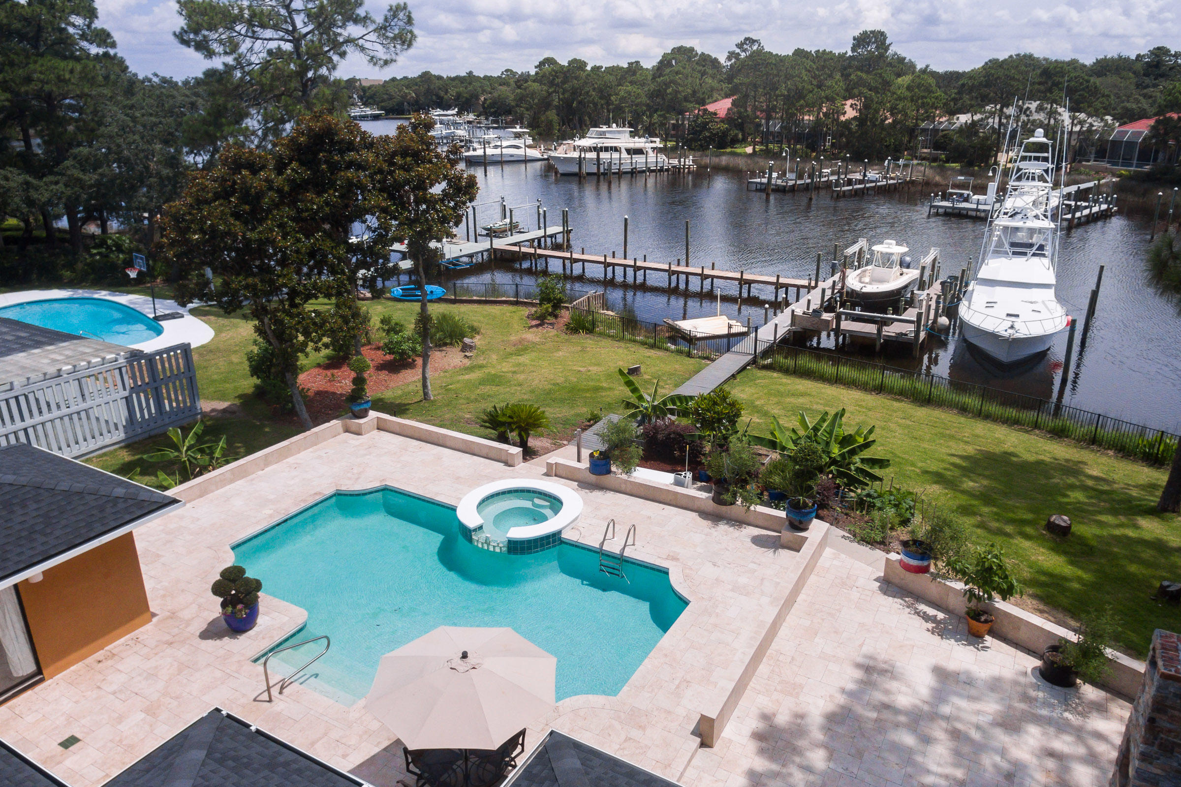 INDIAN BAYOU - Residential