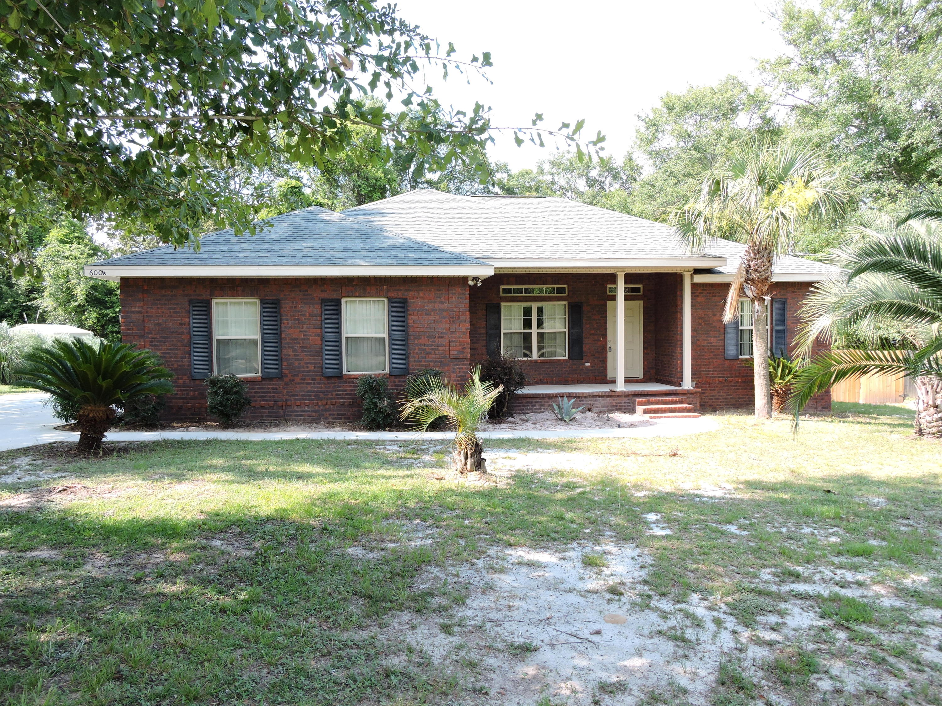 Available 7/1. Beautiful All Brick 3 Bed/2 Bath/2 Car Garage. Home features 24'' tile throughout Family, dining, kitchen, and bathrooms with new stainmaster carpet and padding installed in bedrooms. The over sized family room features a 10' ceiling with crown moulding and open to the kitchen and dining area. The oversized kitchen features ample counter space, cabinets, new light fixtures, and new stainless steel appliances. All bedrooms feature treyed ceilings and new carpeting. The master suite features a lighted treyed ceiling, large walkin closet, double vanities, an oversized relaxing garden tub. The additional bedrooms on the other side of the split bedroom design a generously sized with treyed ceilings and new carpeting. Pets allowed with owner approval.