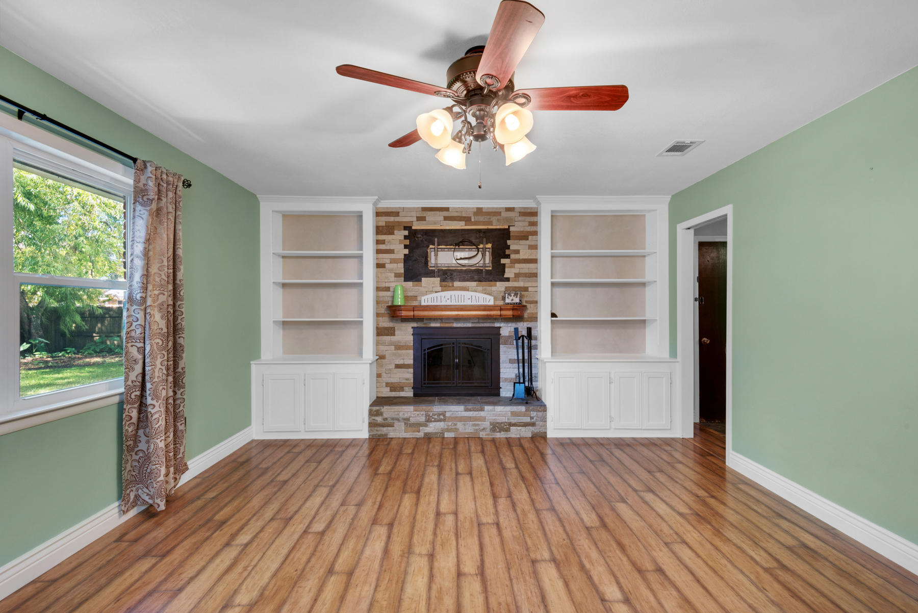 FIELD S/D 2ND ADDN - Residential