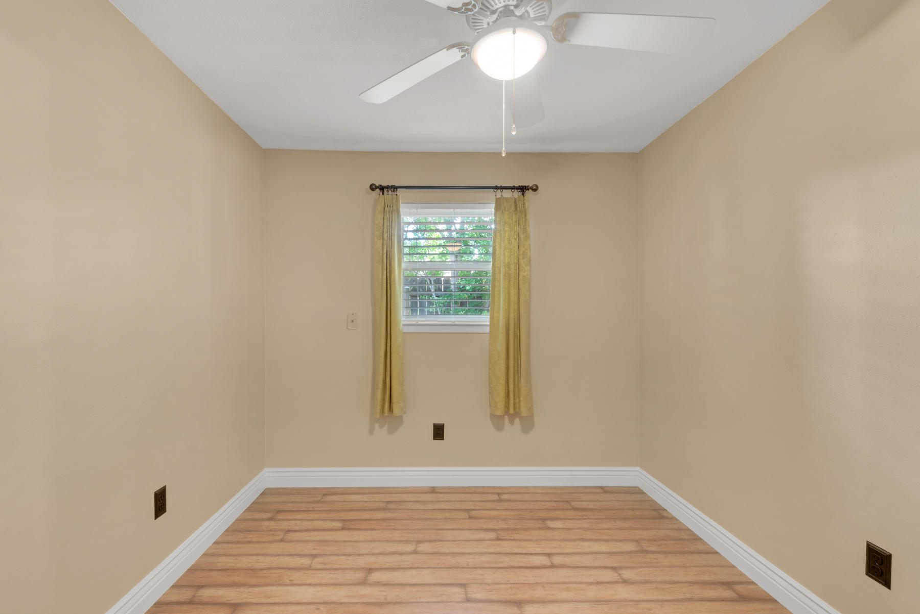 FIELD S/D 2ND ADDN - Residential