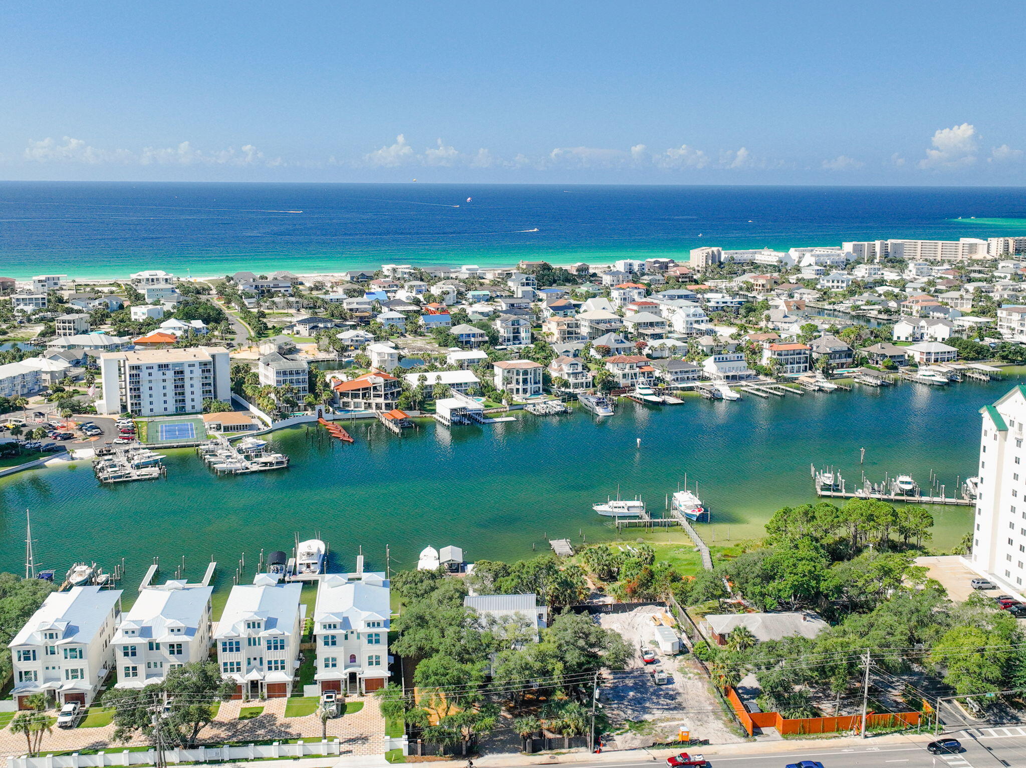 EAST PASS ADDN TO DESTIN - Residential