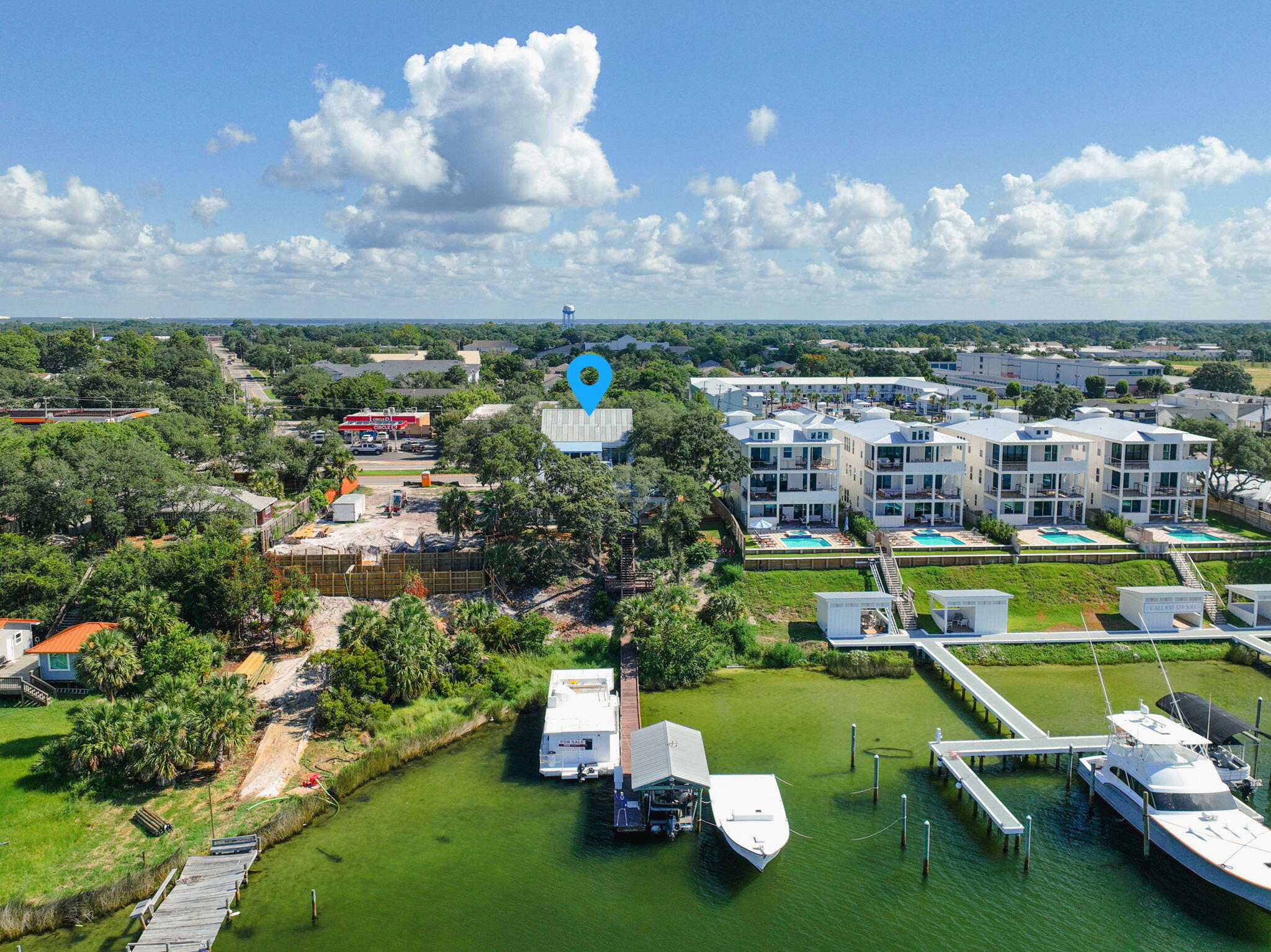 708 Harbor Boulevard
