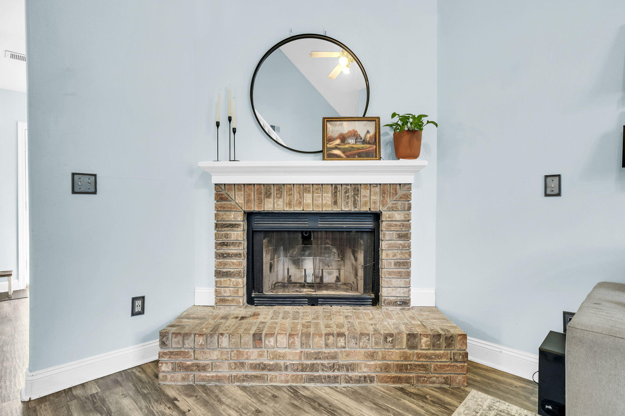 WINDMILL TERRACE - Residential