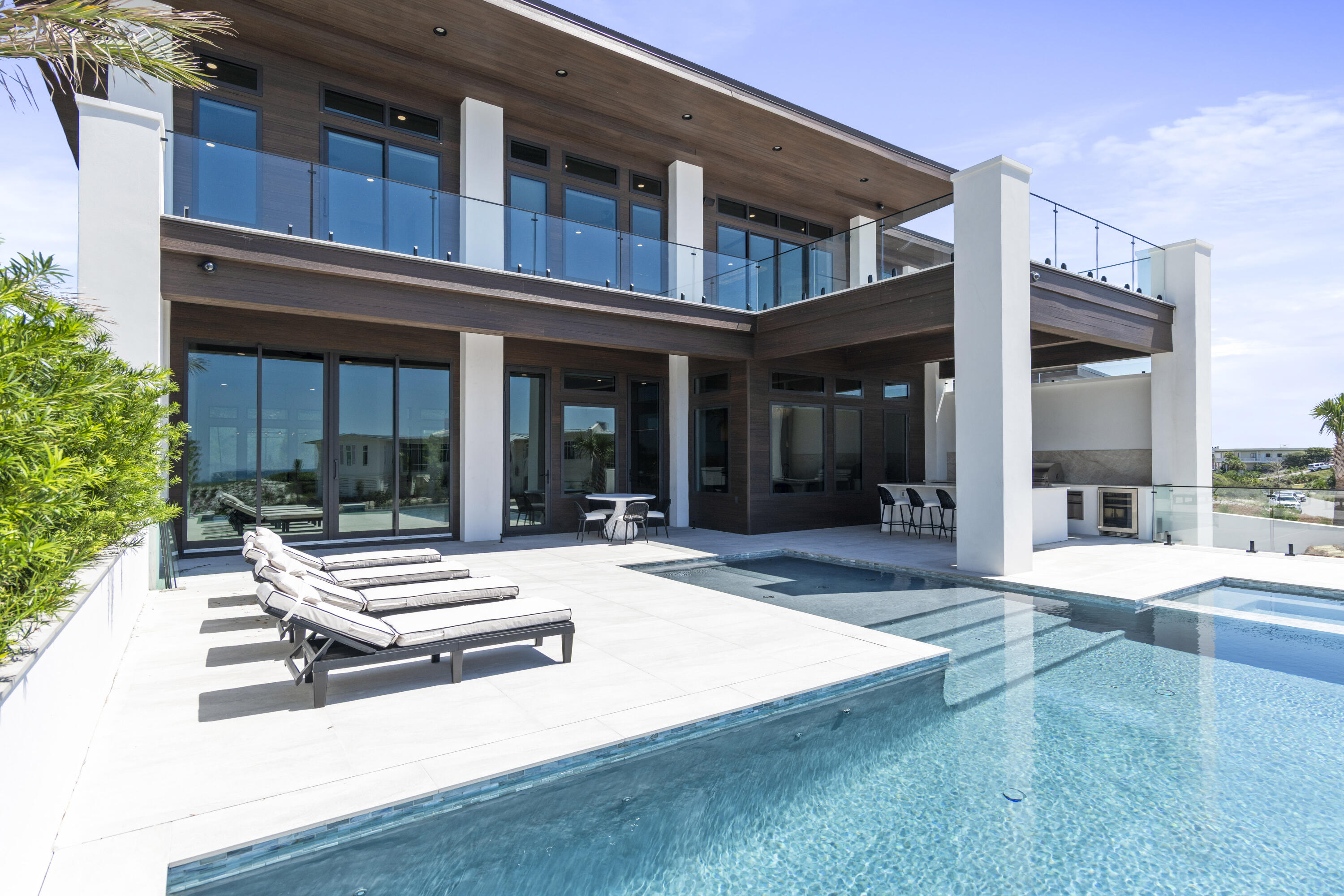 FOUR MILE VILLAGE - Residential